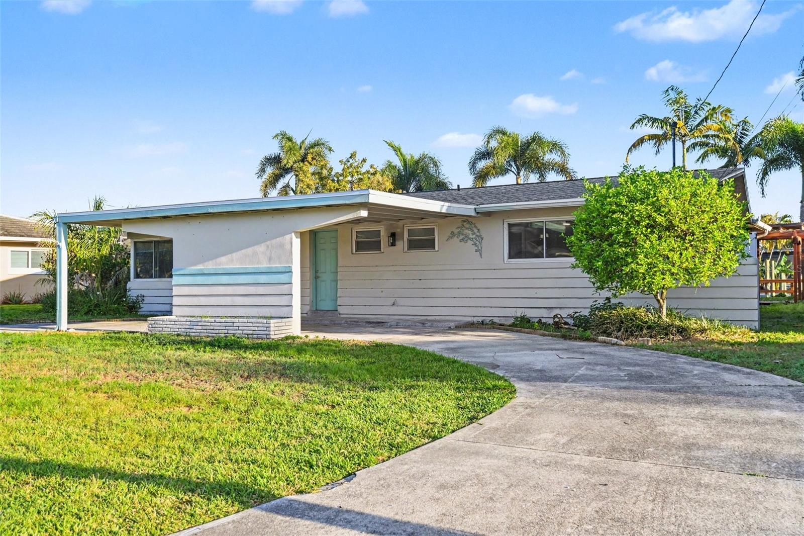 468 GRENIER DR, NORTH FORT MYERS, FL, 33903