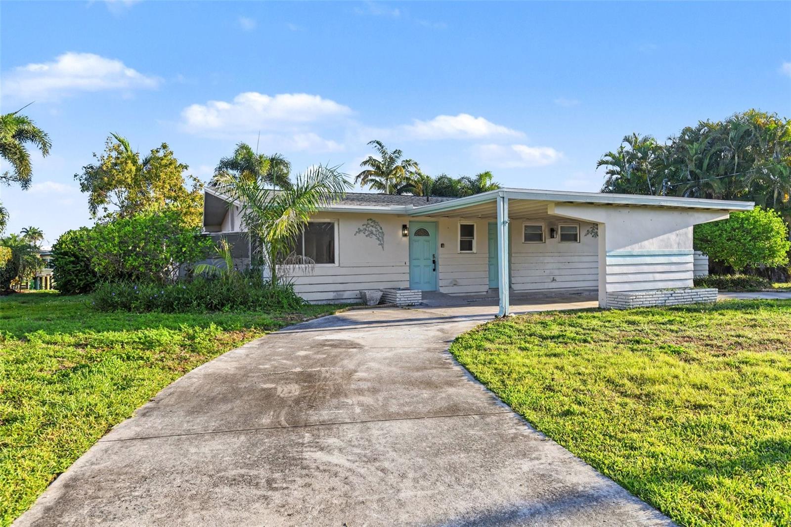 468 GRENIER DR, NORTH FORT MYERS, FL, 33903