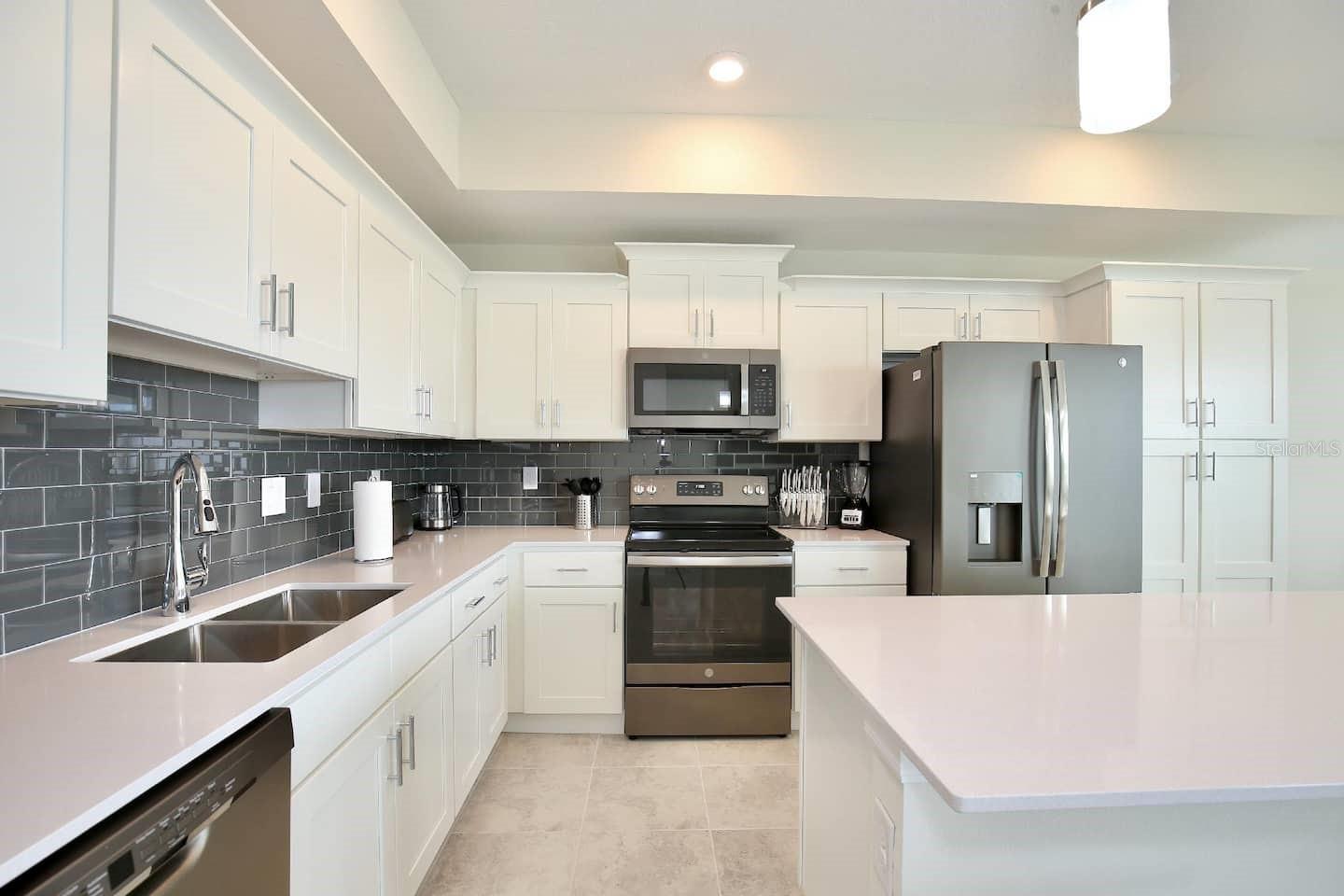3151 PARADOX CIR #406, KISSIMMEE, FL, 34746