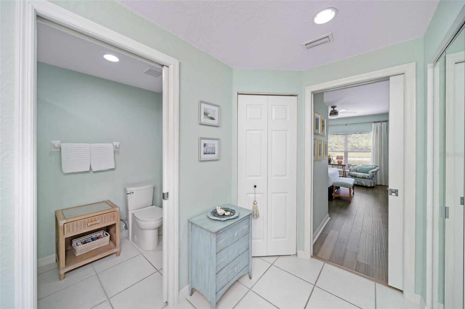 7667 SWEETBAY CIR #11-102, BRADENTON, FL, 34203