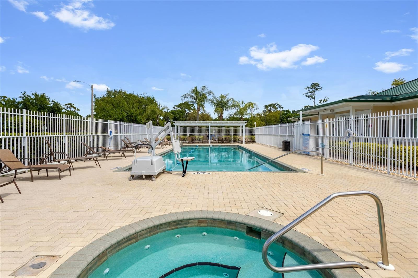 7667 SWEETBAY CIR #11-102, BRADENTON, FL, 34203