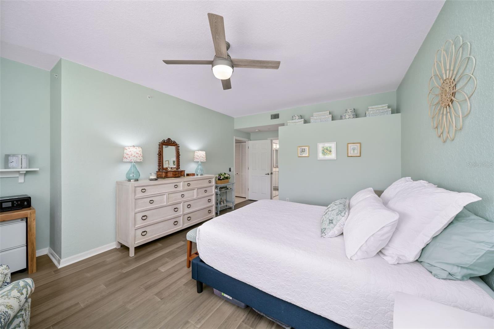 7667 SWEETBAY CIR #11-102, BRADENTON, FL, 34203