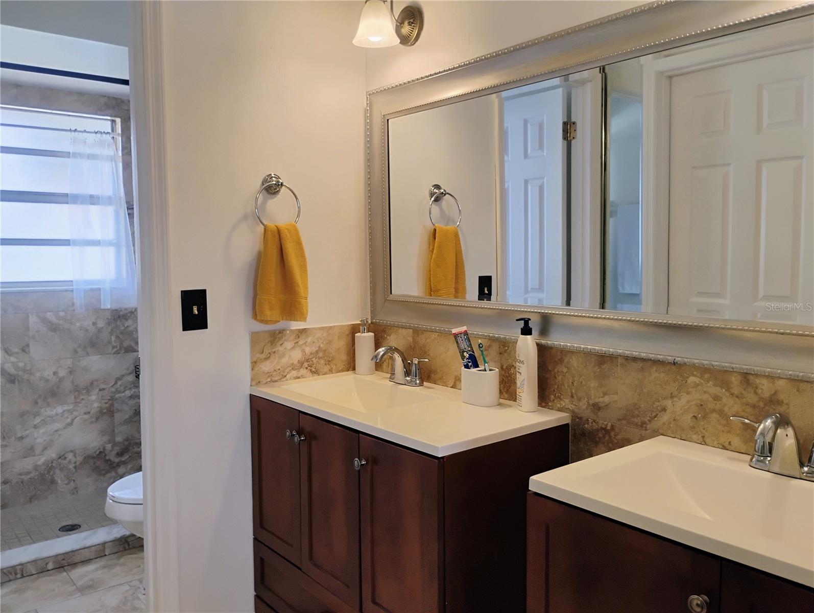 9120 QUEEN ELIZABETH CT, ORLANDO, FL, 32818