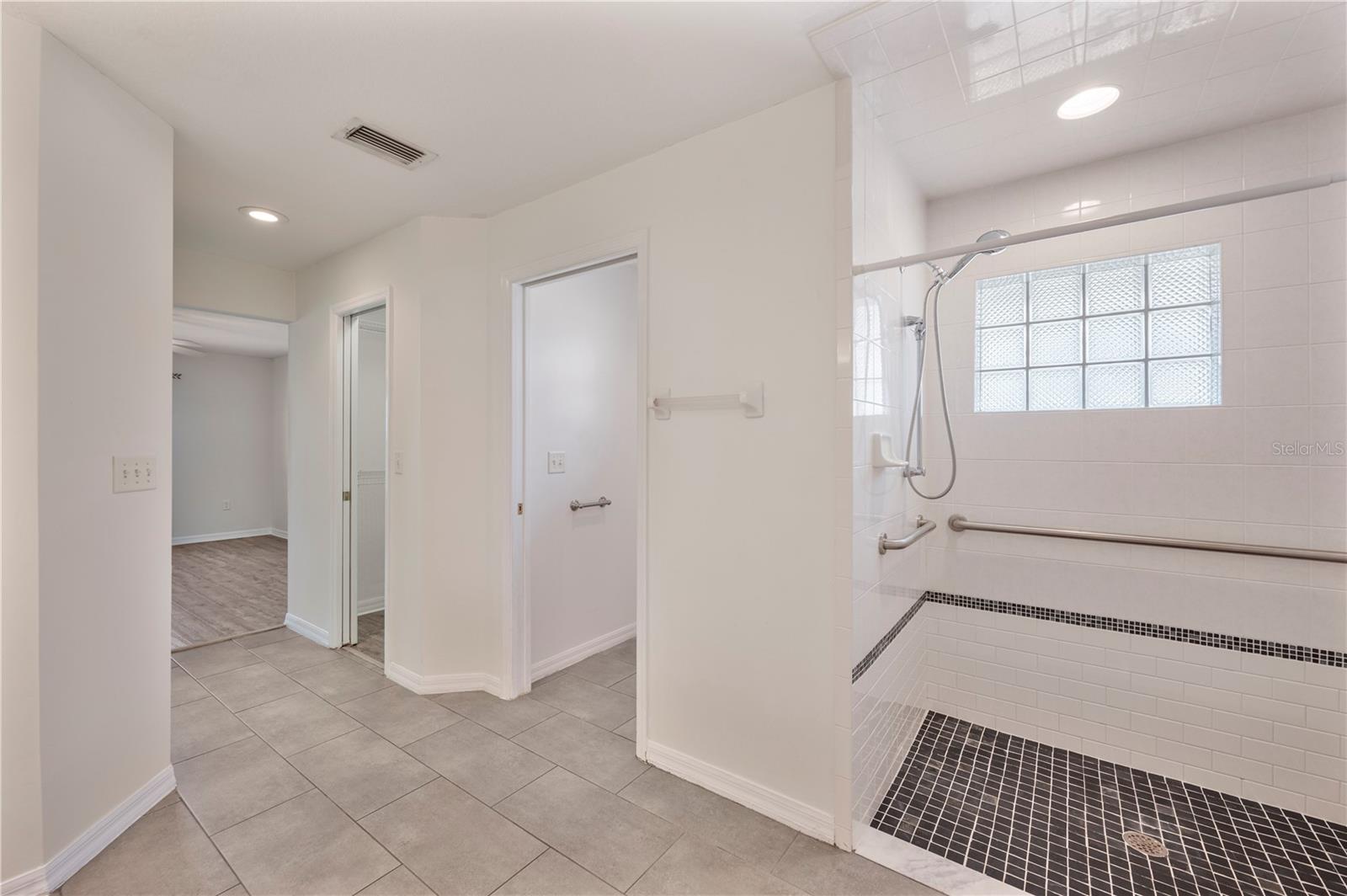 5711 MANCHESTER DR E, LAKELAND, FL, 33810