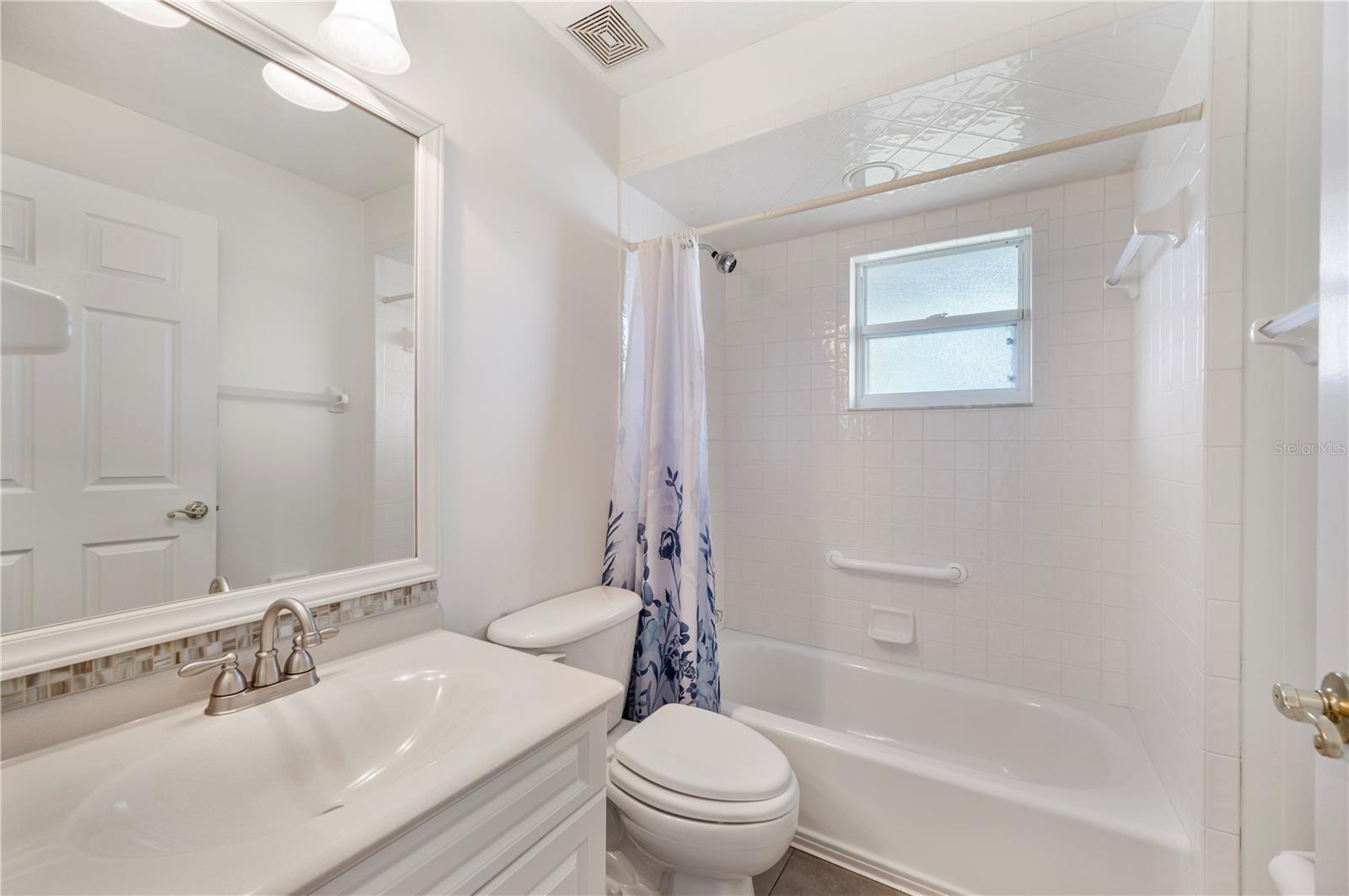 5711 MANCHESTER DR E, LAKELAND, FL, 33810