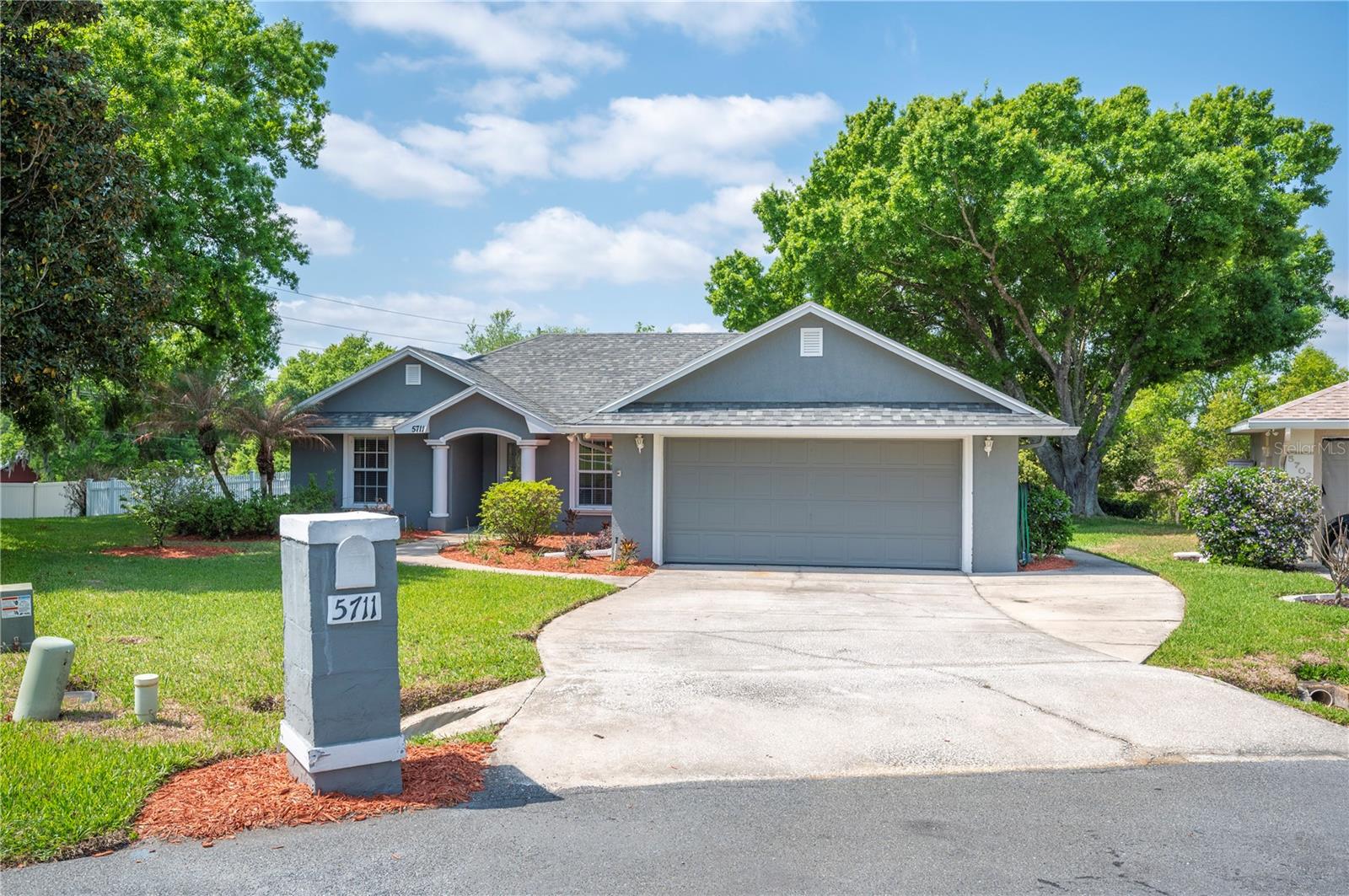 5711 MANCHESTER DR E, LAKELAND, FL, 33810