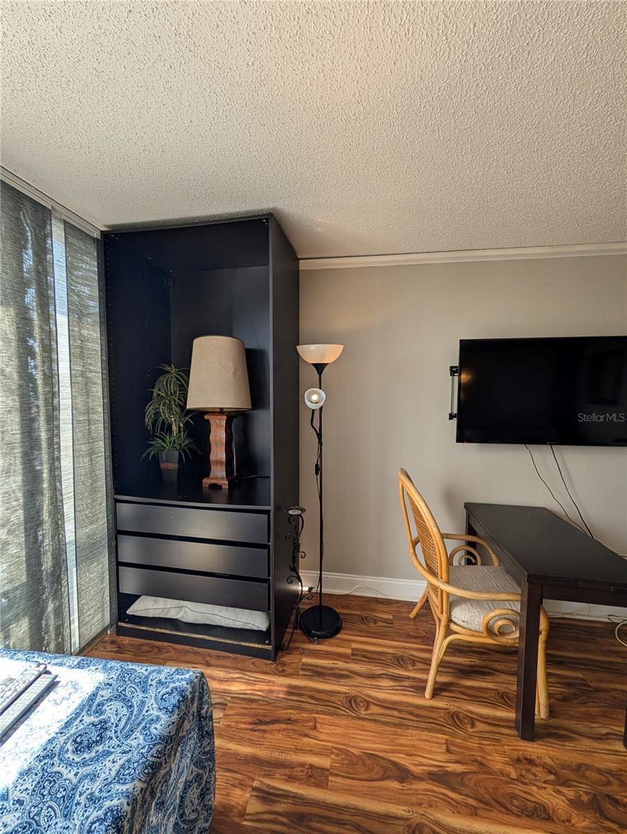 255 DOLPHIN PT #505, CLEARWATER BEACH, FL, 33767