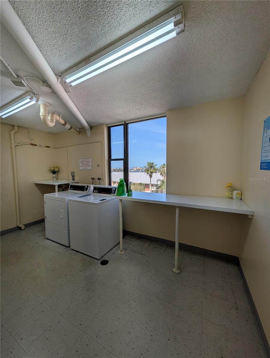 255 DOLPHIN PT #505, CLEARWATER BEACH, FL, 33767