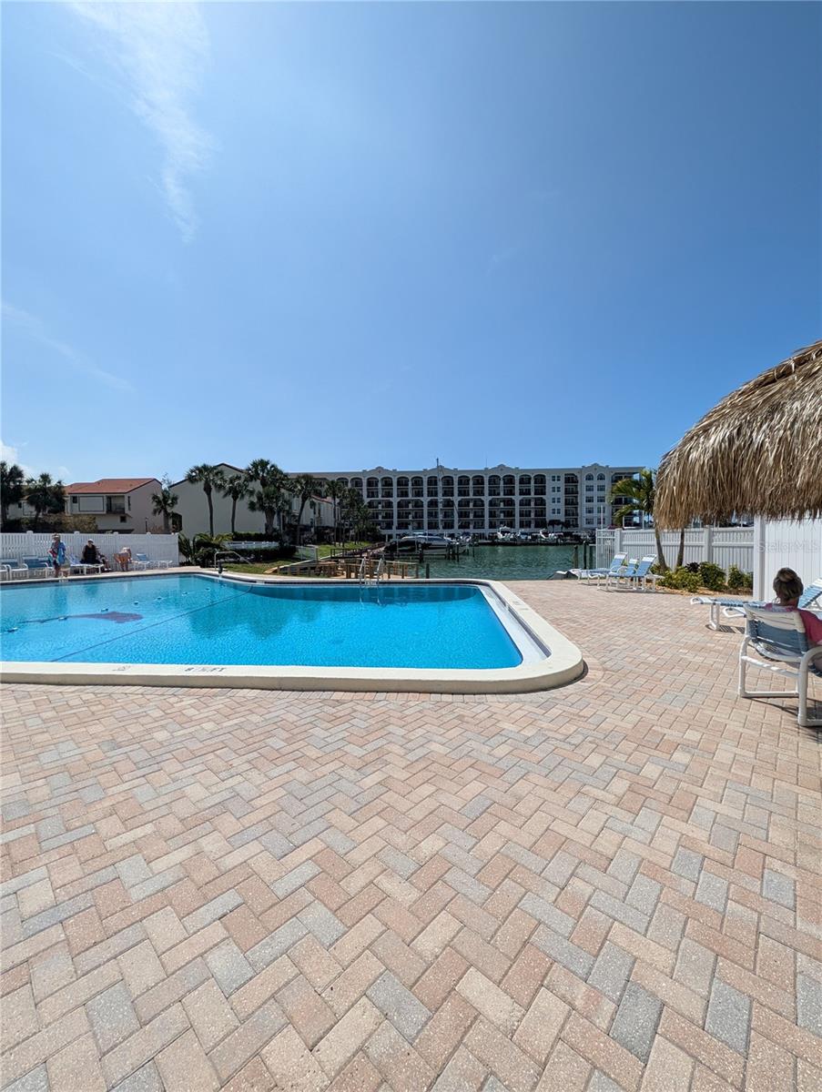 255 DOLPHIN PT #505, CLEARWATER BEACH, FL, 33767