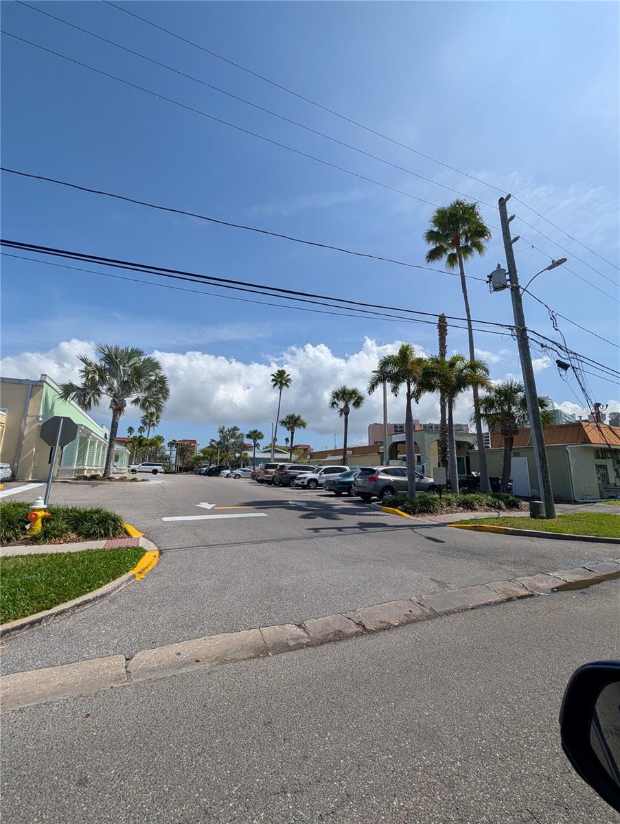 255 DOLPHIN PT #505, CLEARWATER BEACH, FL, 33767