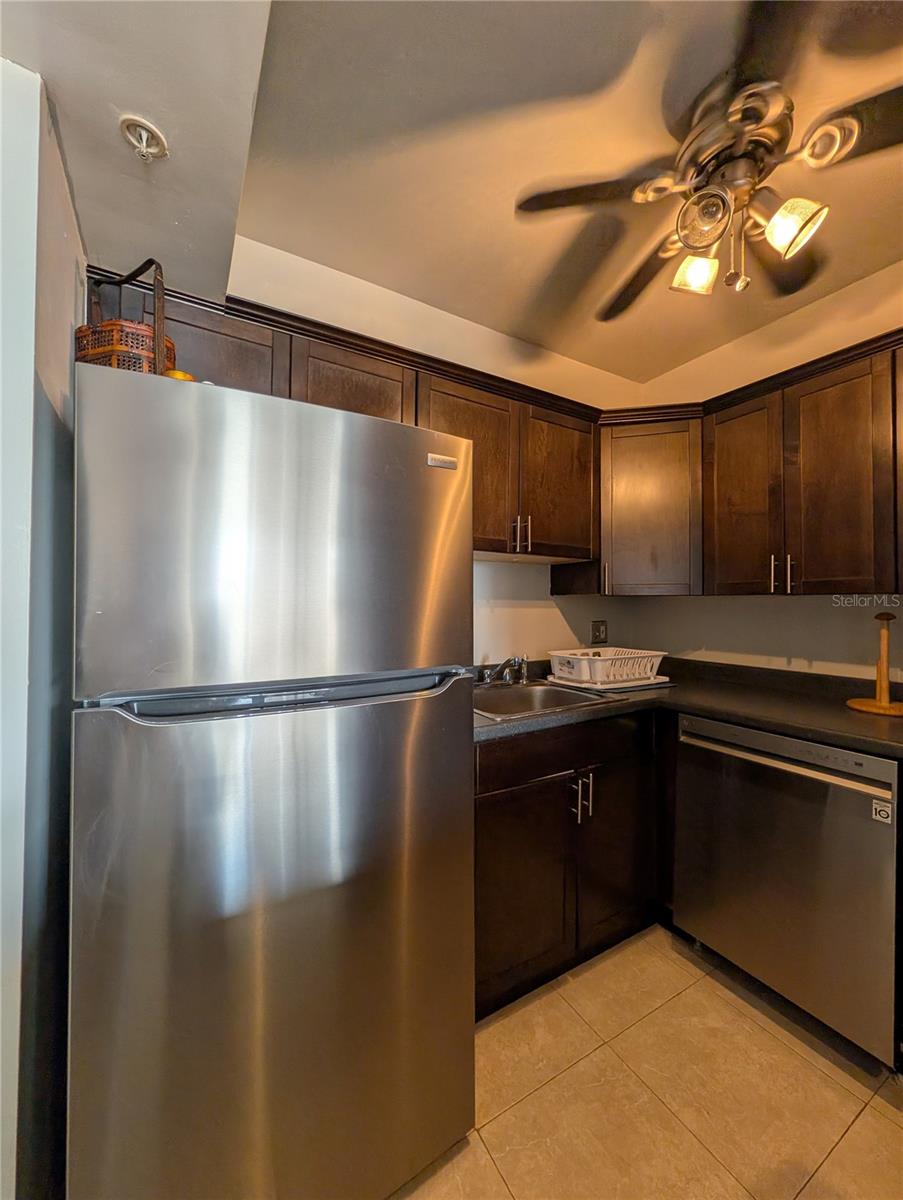 255 DOLPHIN PT #505, CLEARWATER BEACH, FL, 33767