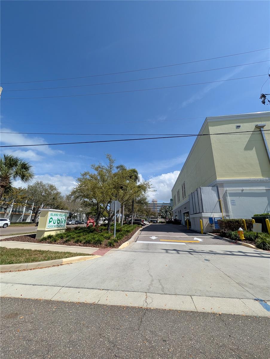 255 DOLPHIN PT #505, CLEARWATER BEACH, FL, 33767