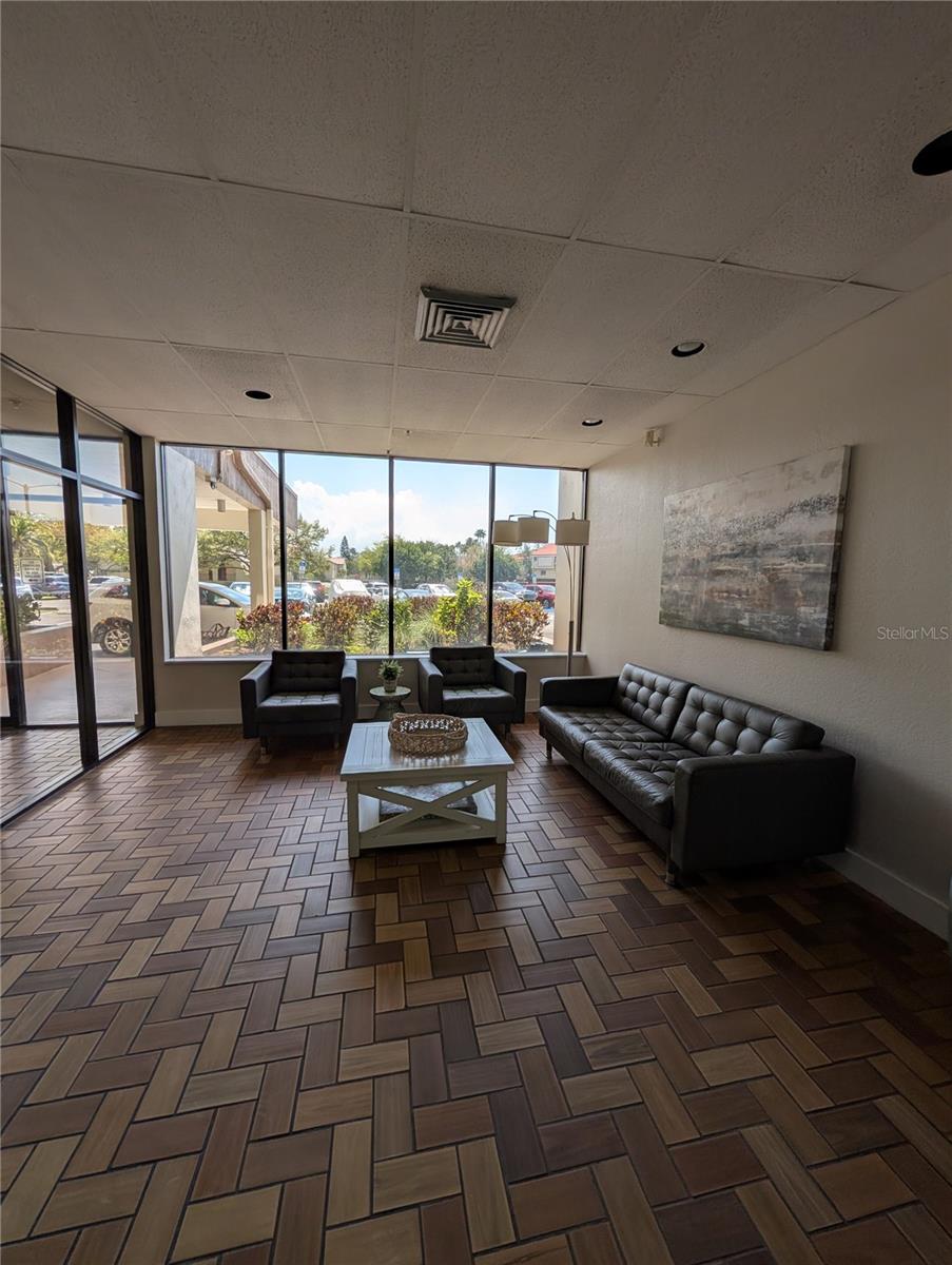 255 DOLPHIN PT #505, CLEARWATER BEACH, FL, 33767