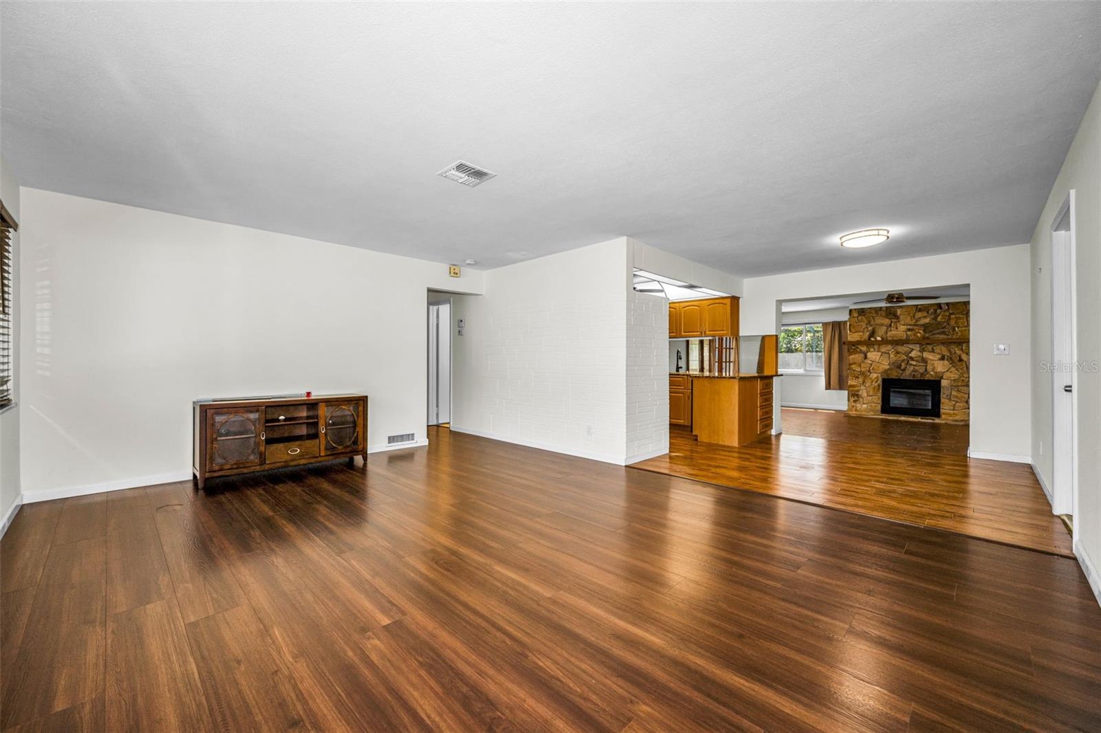 11490 84TH AVE, SEMINOLE, FL, 33772
