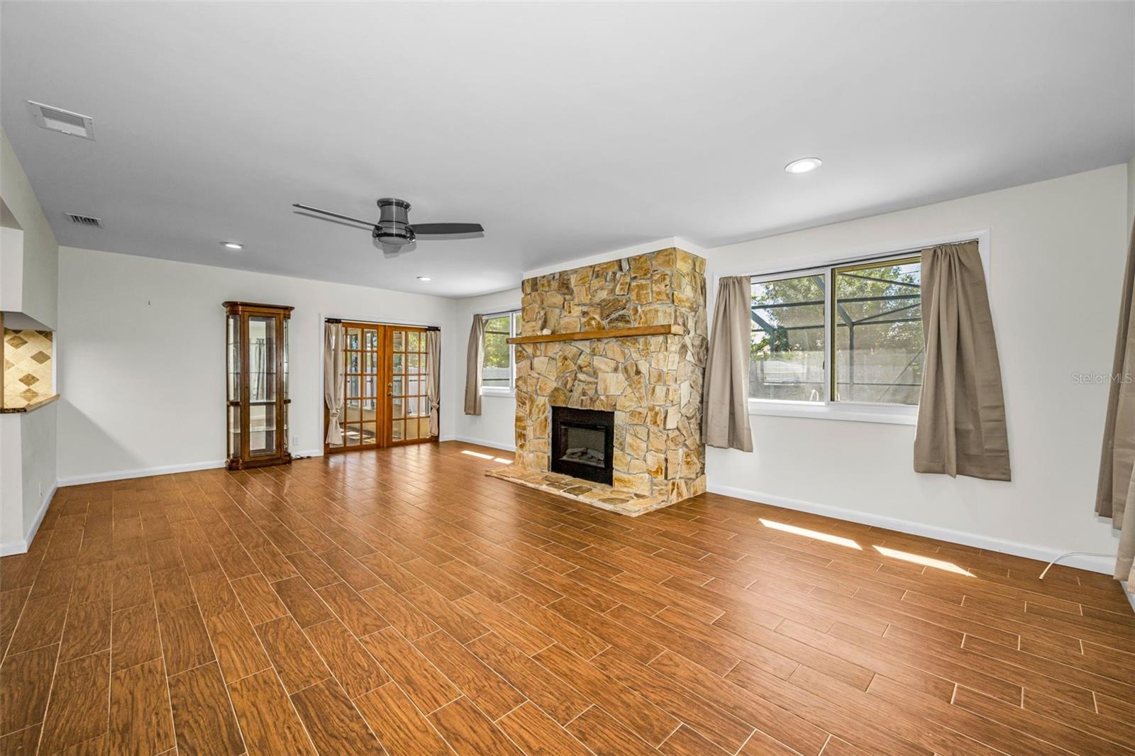 11490 84TH AVE, SEMINOLE, FL, 33772