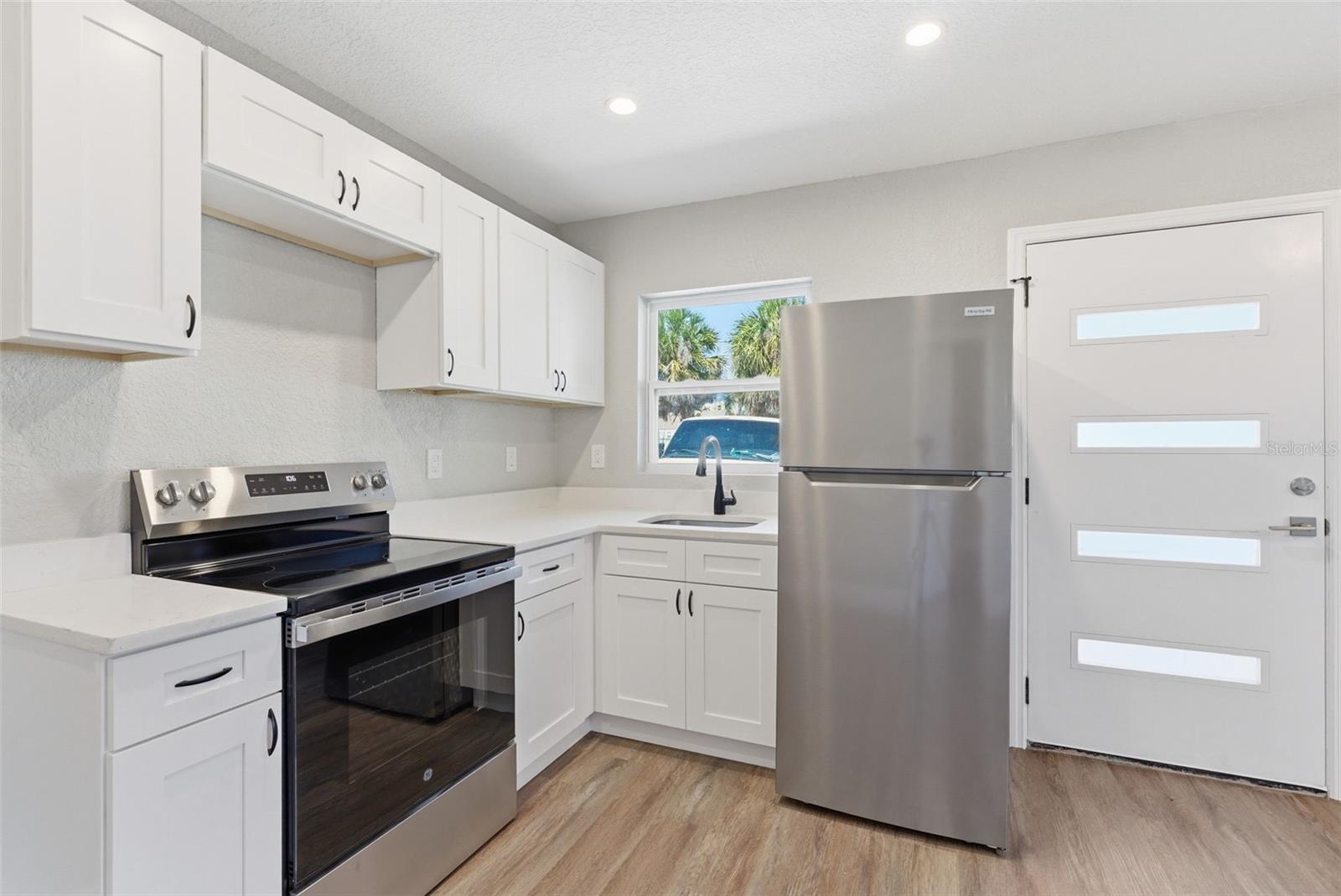 113 145TH AVE E #1, MADEIRA BEACH, FL, 33708