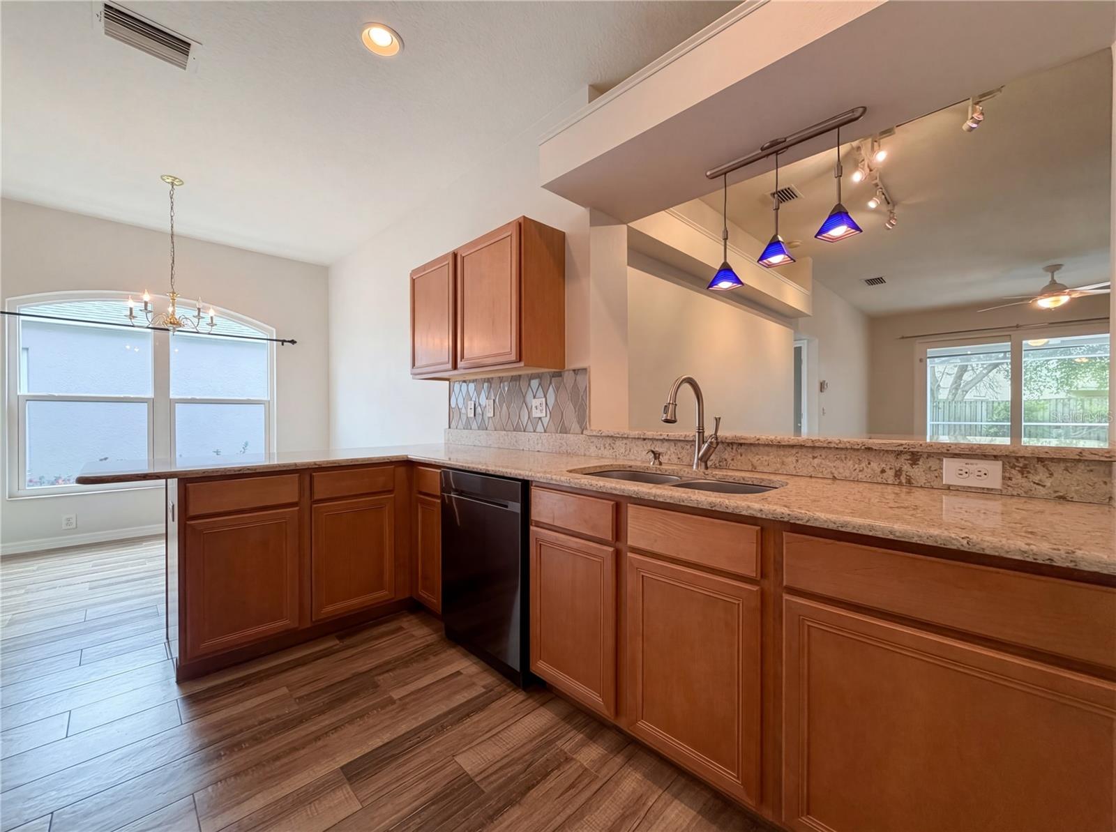 7617 BRISTOL PARK DR, APOLLO BEACH, FL, 33572