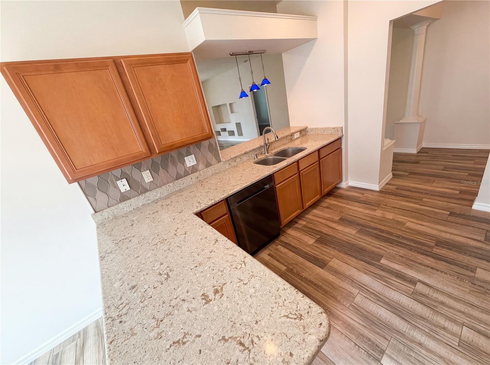 7617 BRISTOL PARK DR, APOLLO BEACH, FL, 33572