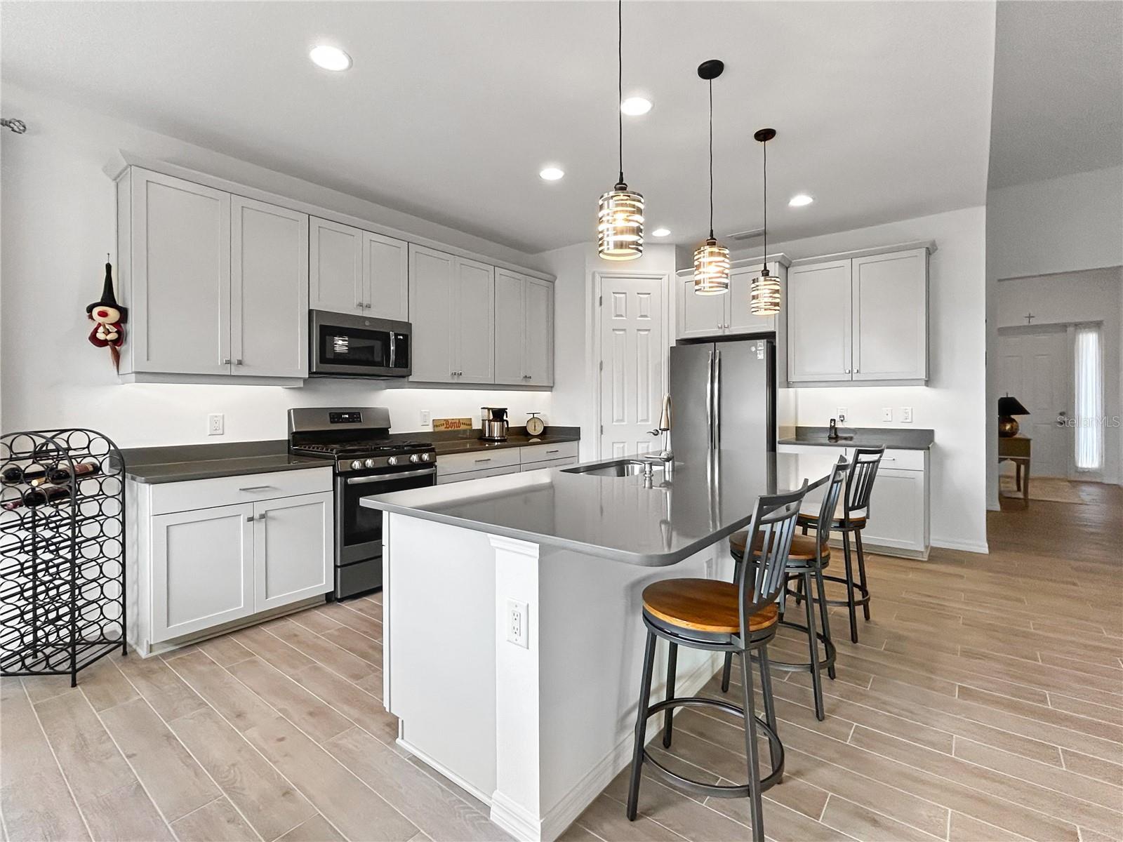 12022 GOLDENROD AVE, BRADENTON, FL, 34212