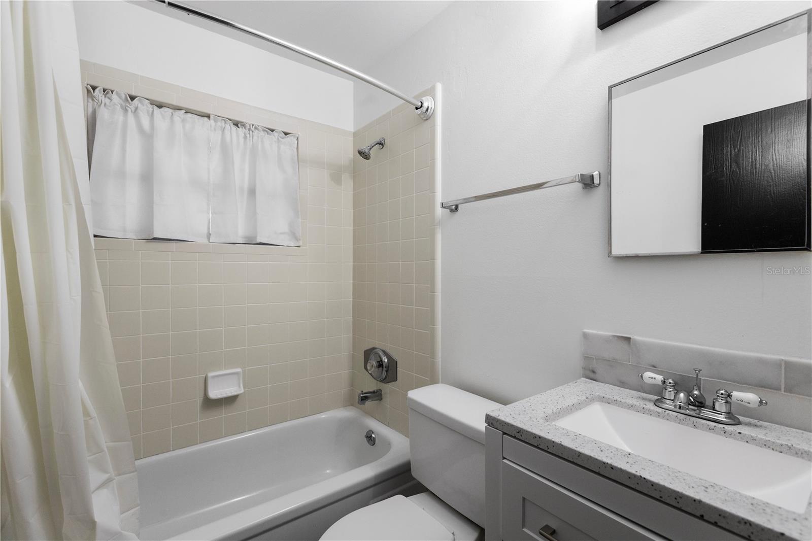 235/237 EMORY PL, ORLANDO, FL, 32804
