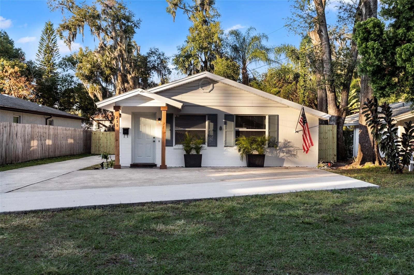 235/237 EMORY PL, ORLANDO, FL, 32804