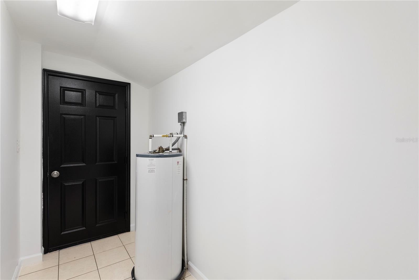 235/237 EMORY PL, ORLANDO, FL, 32804