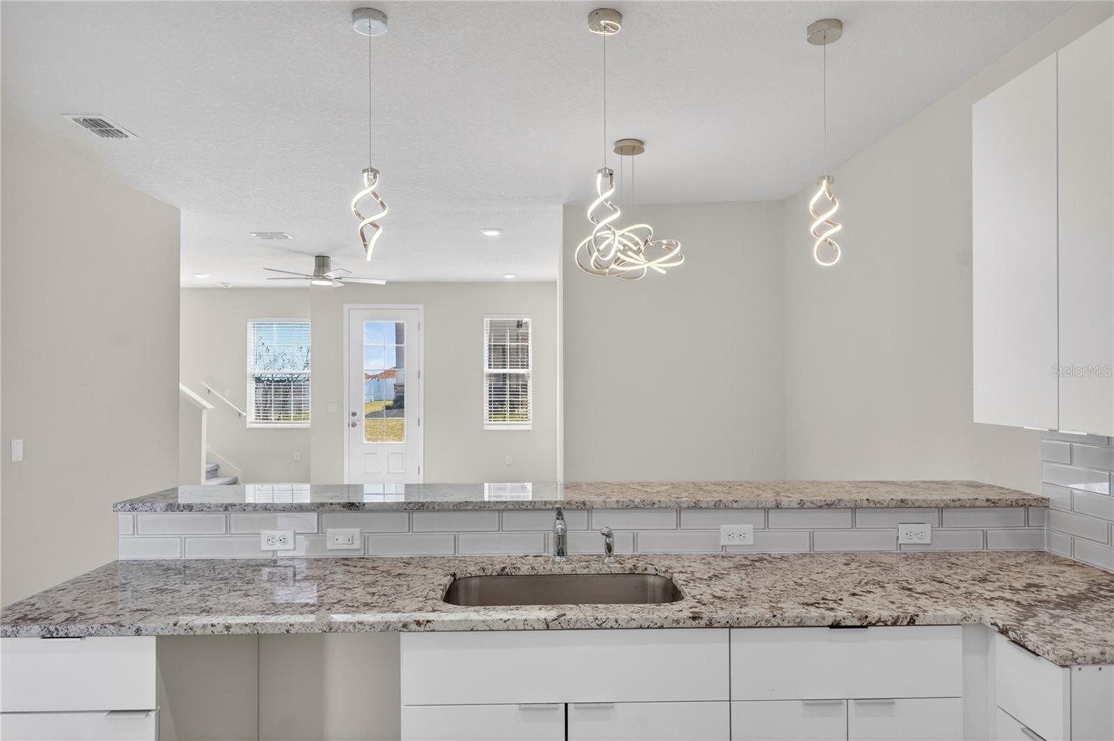 176 HOLLY VILLAGE DR, DAVENPORT, FL, 33837