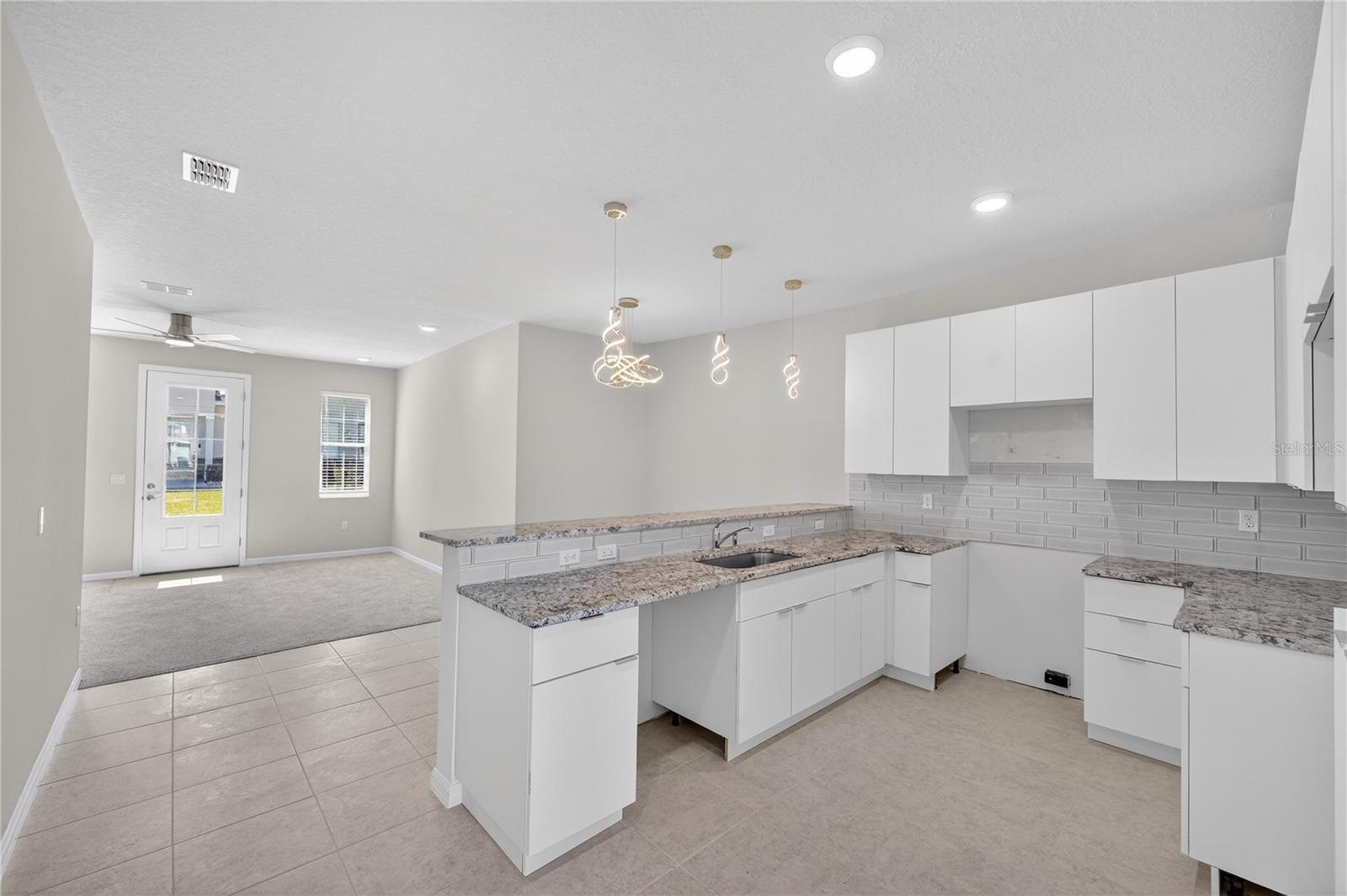 176 HOLLY VILLAGE DR, DAVENPORT, FL, 33837