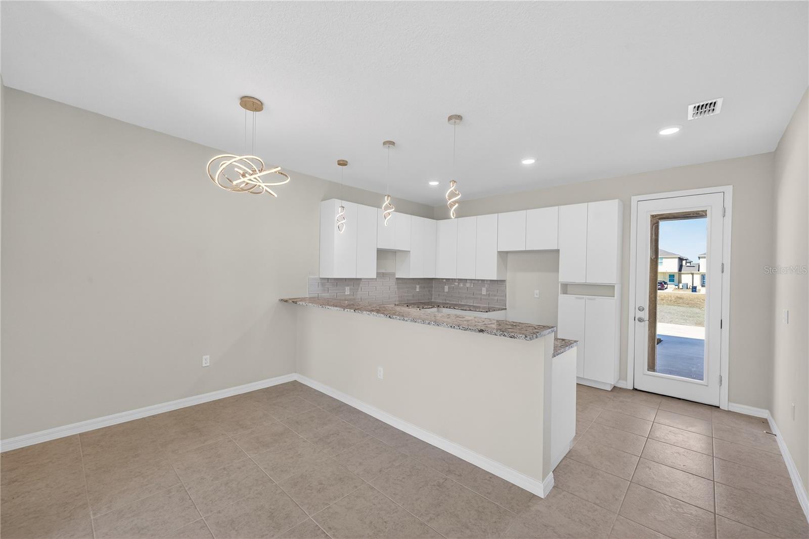 176 HOLLY VILLAGE DR, DAVENPORT, FL, 33837