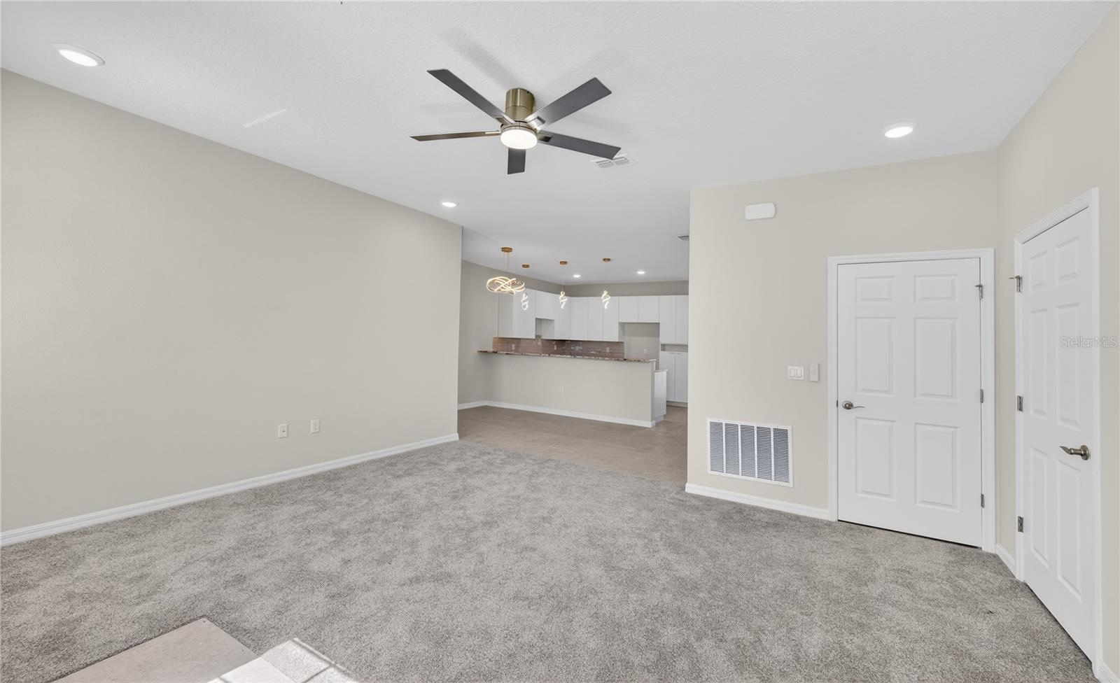 176 HOLLY VILLAGE DR, DAVENPORT, FL, 33837