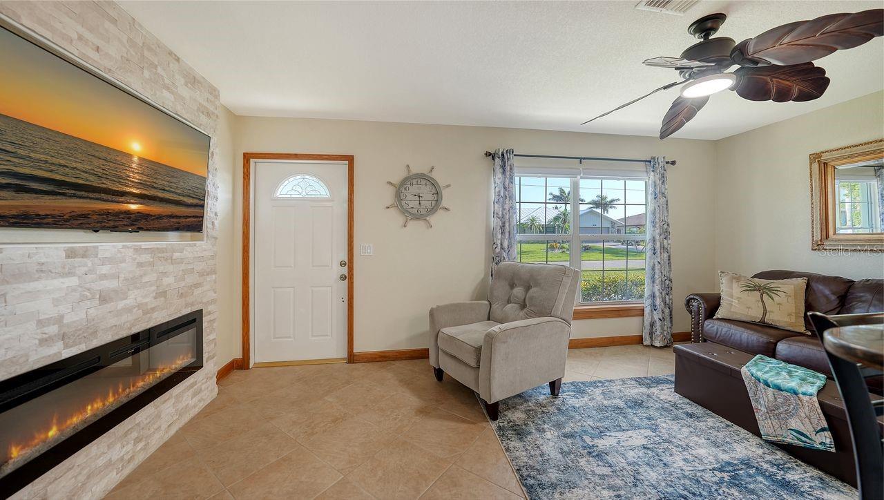 18753 MACGILL AVE, PORT CHARLOTTE, FL, 33948