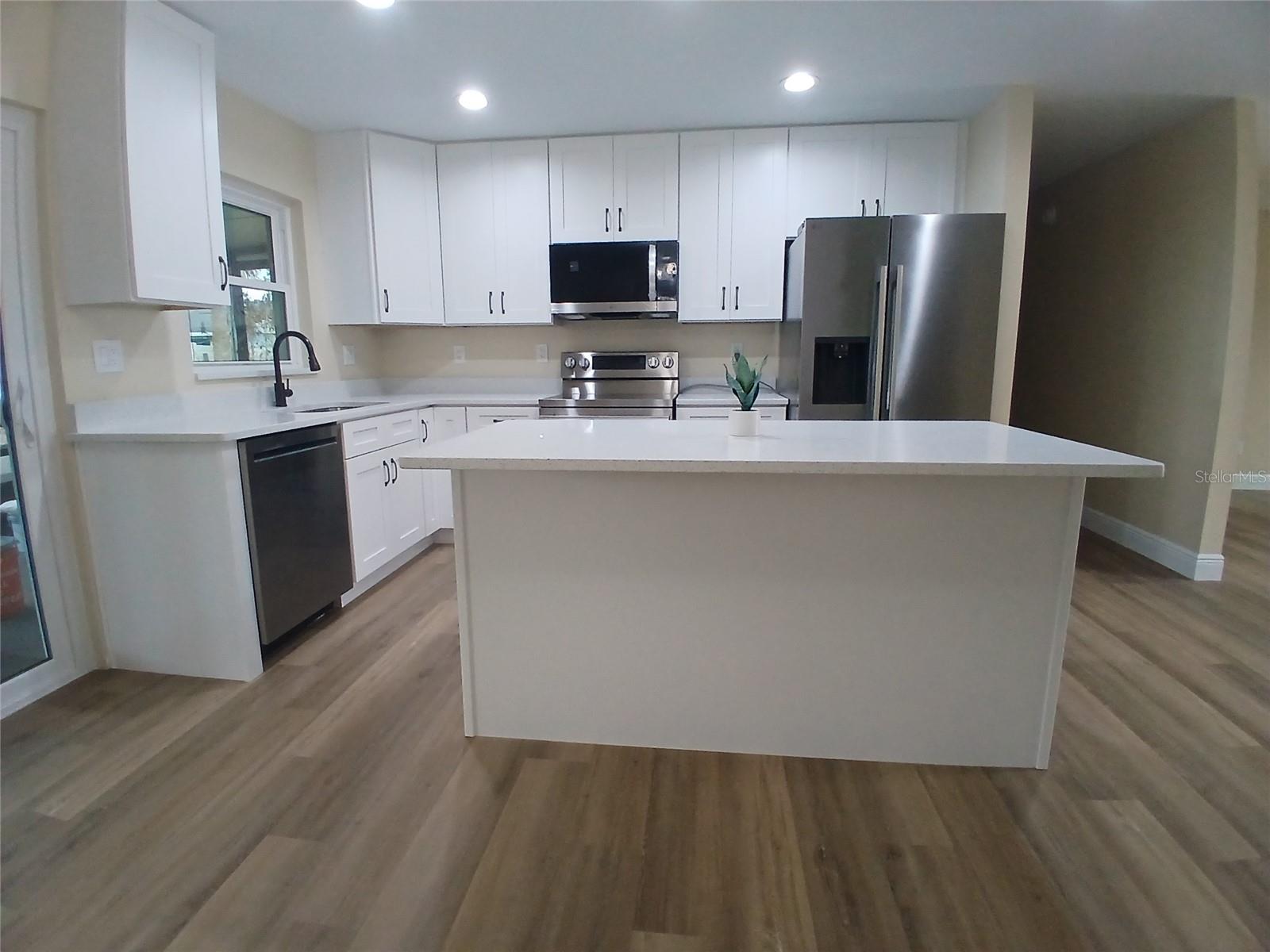 181 GUAYMAS DR, KISSIMMEE, FL, 34743