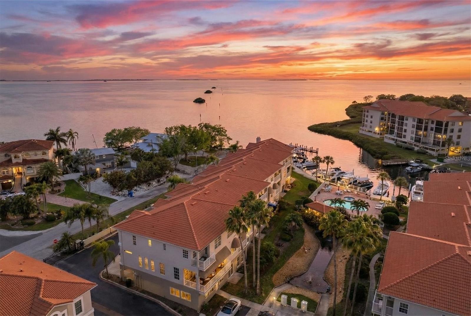 1501 WHARFSIDE DR, TARPON SPRINGS, FL, 34689