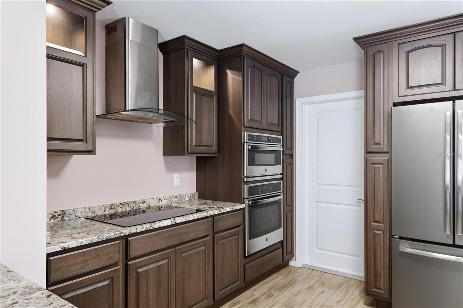 6538 BLUEWATER AVE, SARASOTA, FL, 34231