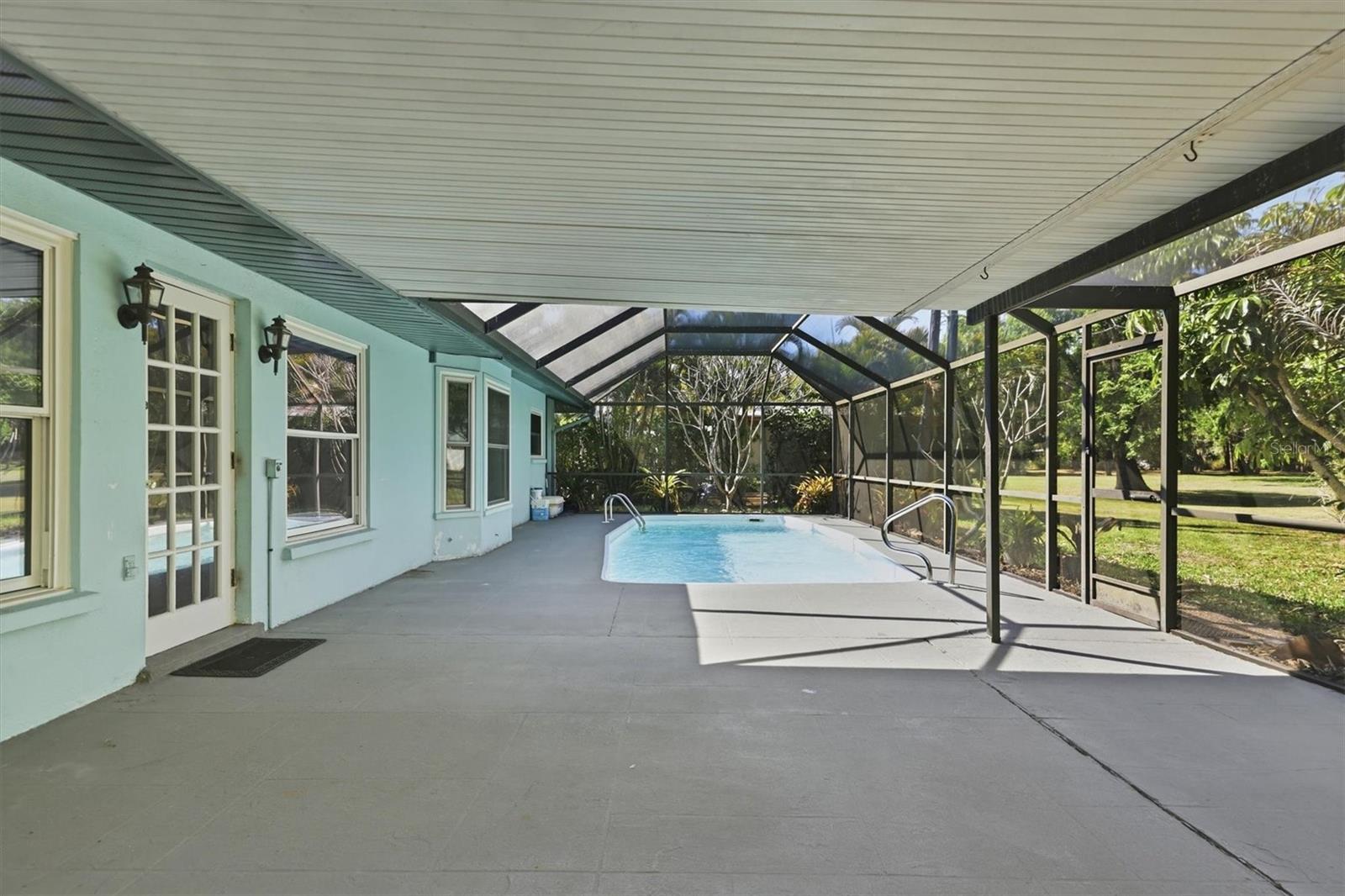6538 BLUEWATER AVE, SARASOTA, FL, 34231