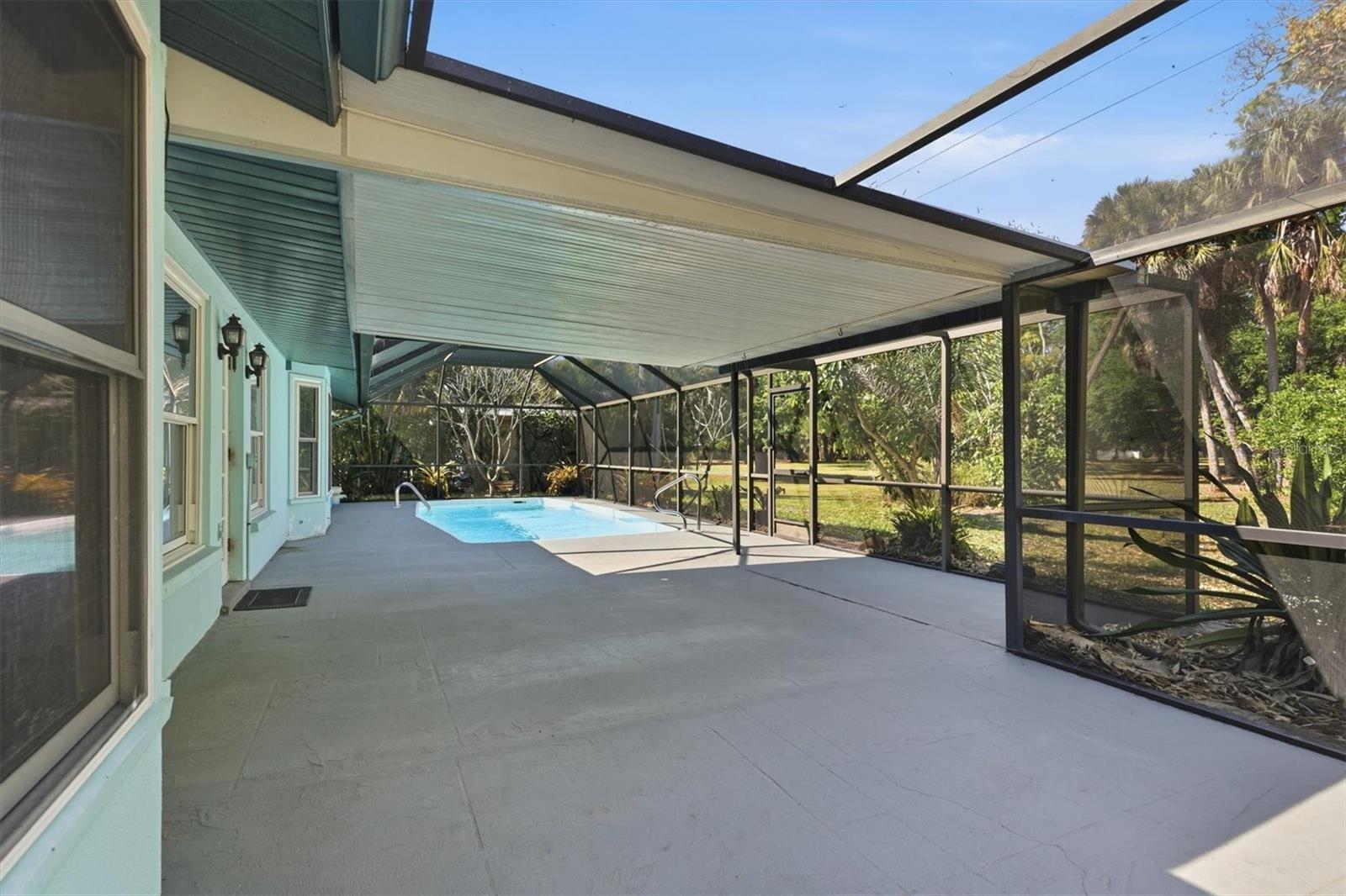 6538 BLUEWATER AVE, SARASOTA, FL, 34231