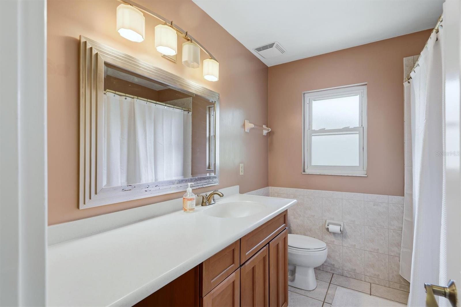 6538 BLUEWATER AVE, SARASOTA, FL, 34231