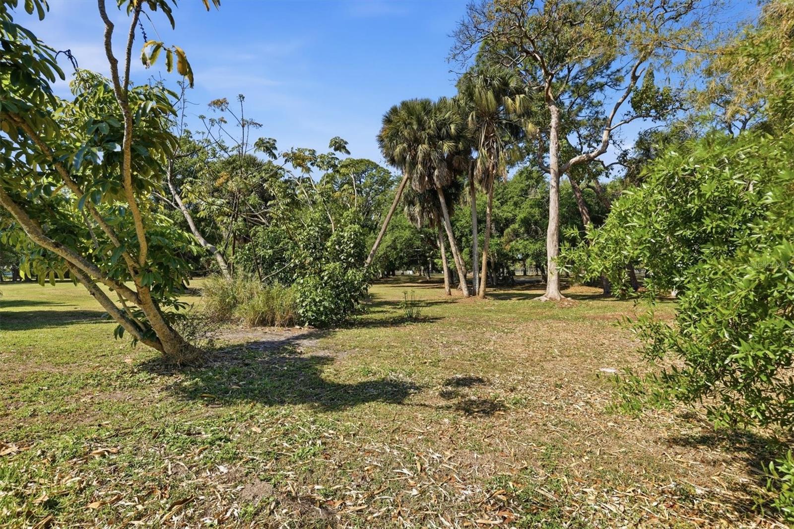 6538 BLUEWATER AVE, SARASOTA, FL, 34231