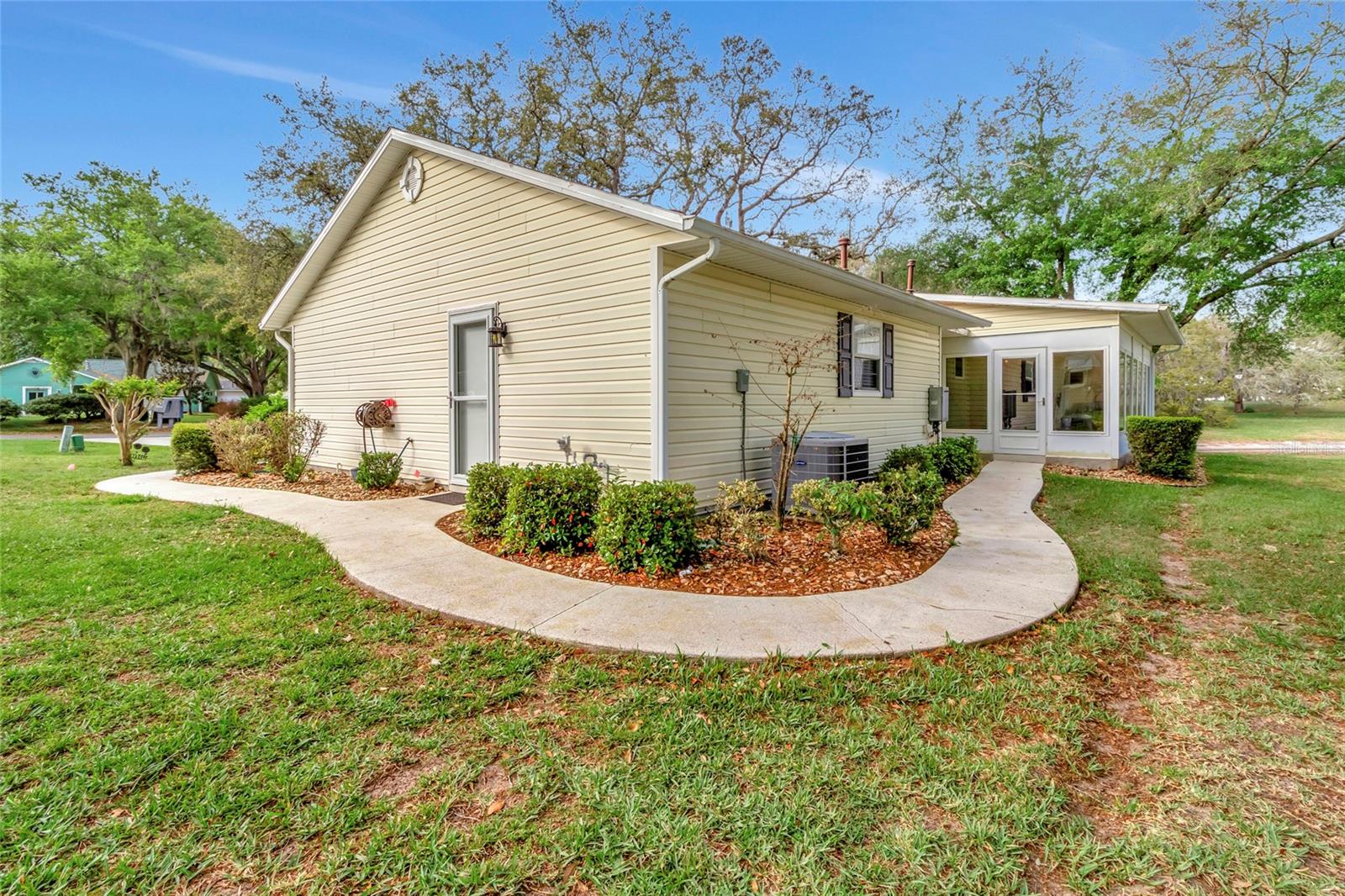 1315 NOBLE CT, LEESBURG, FL, 34788