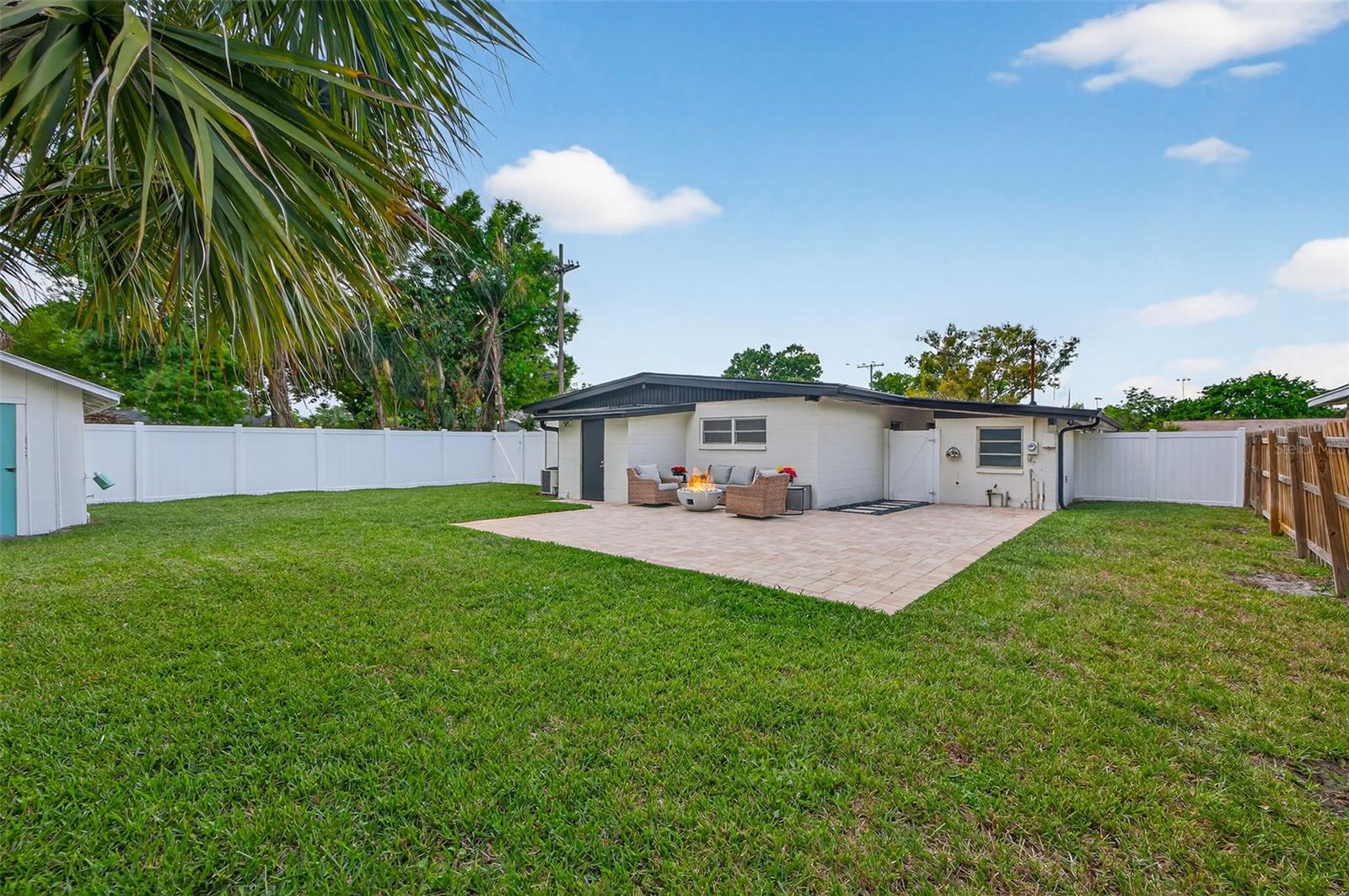 4905 N MENDENHALL DR, TAMPA, FL, 33603