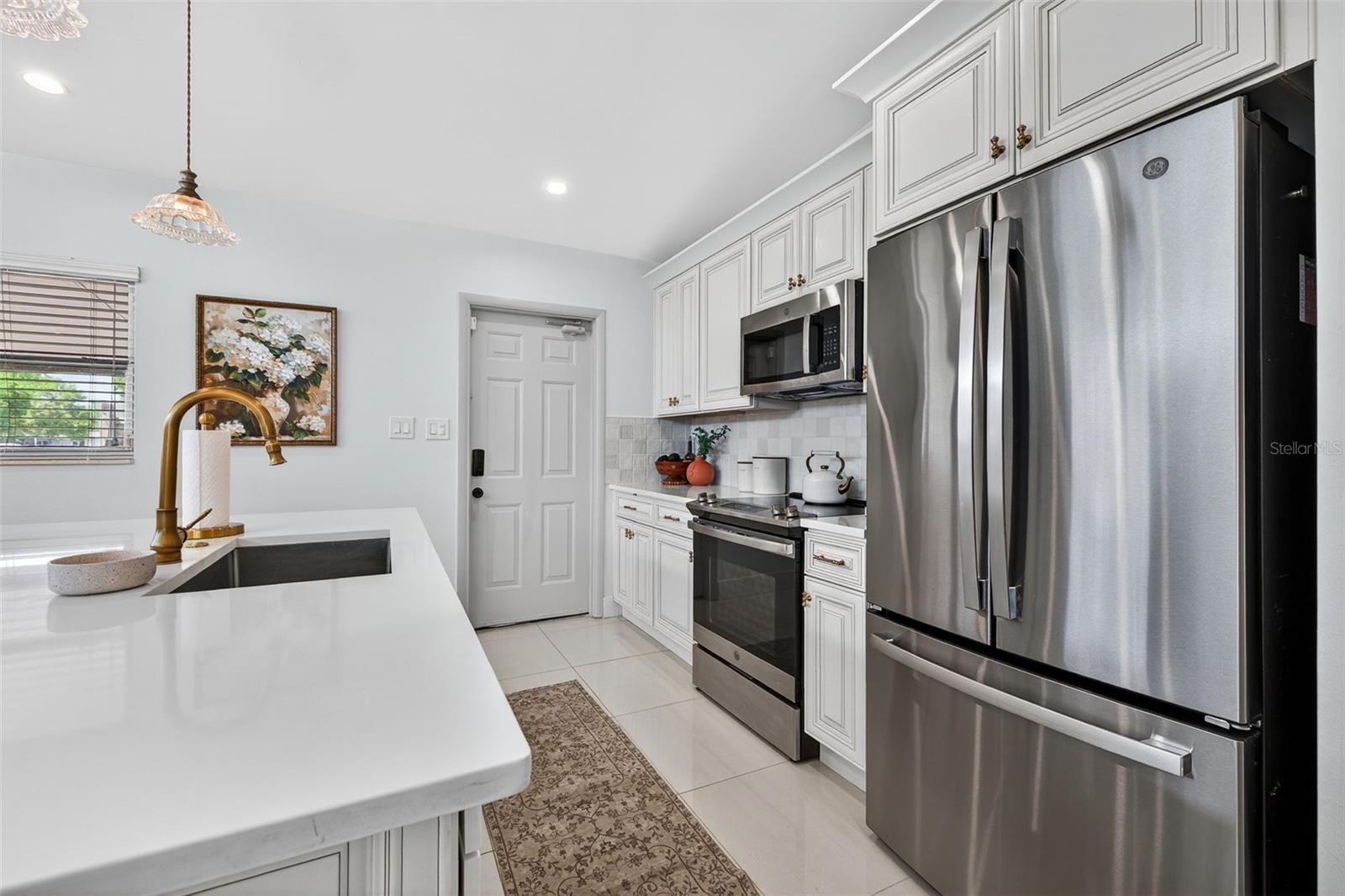 4905 N MENDENHALL DR, TAMPA, FL, 33603