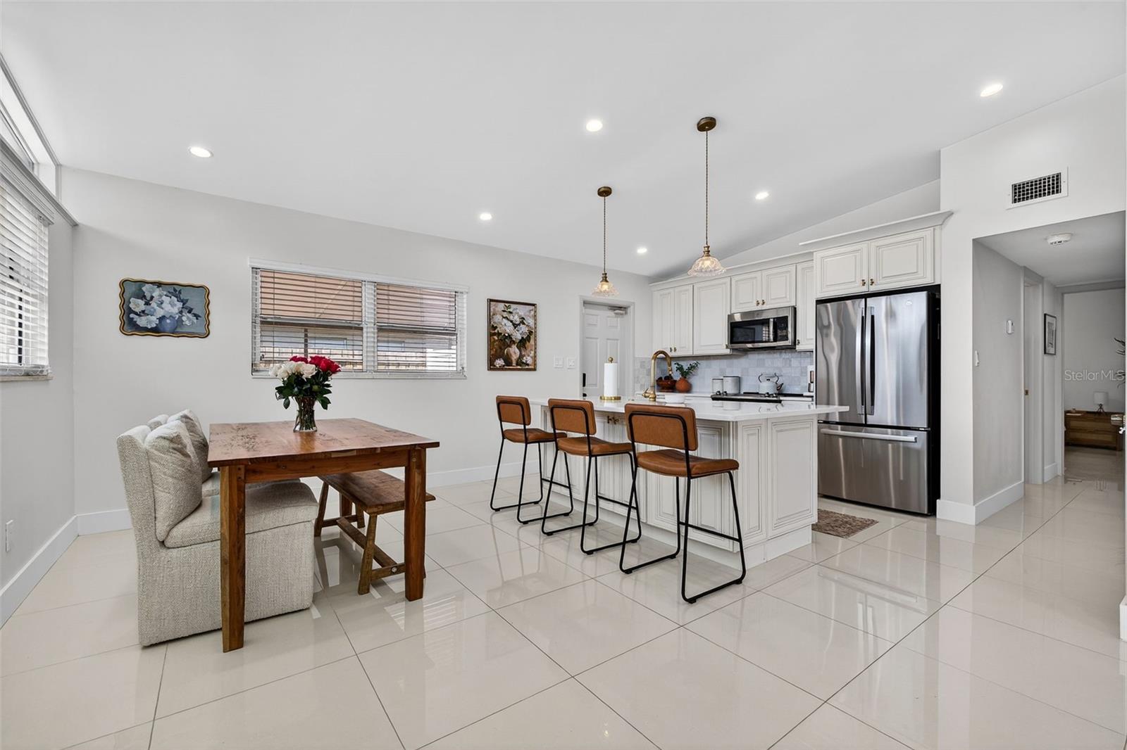 4905 N MENDENHALL DR, TAMPA, FL, 33603