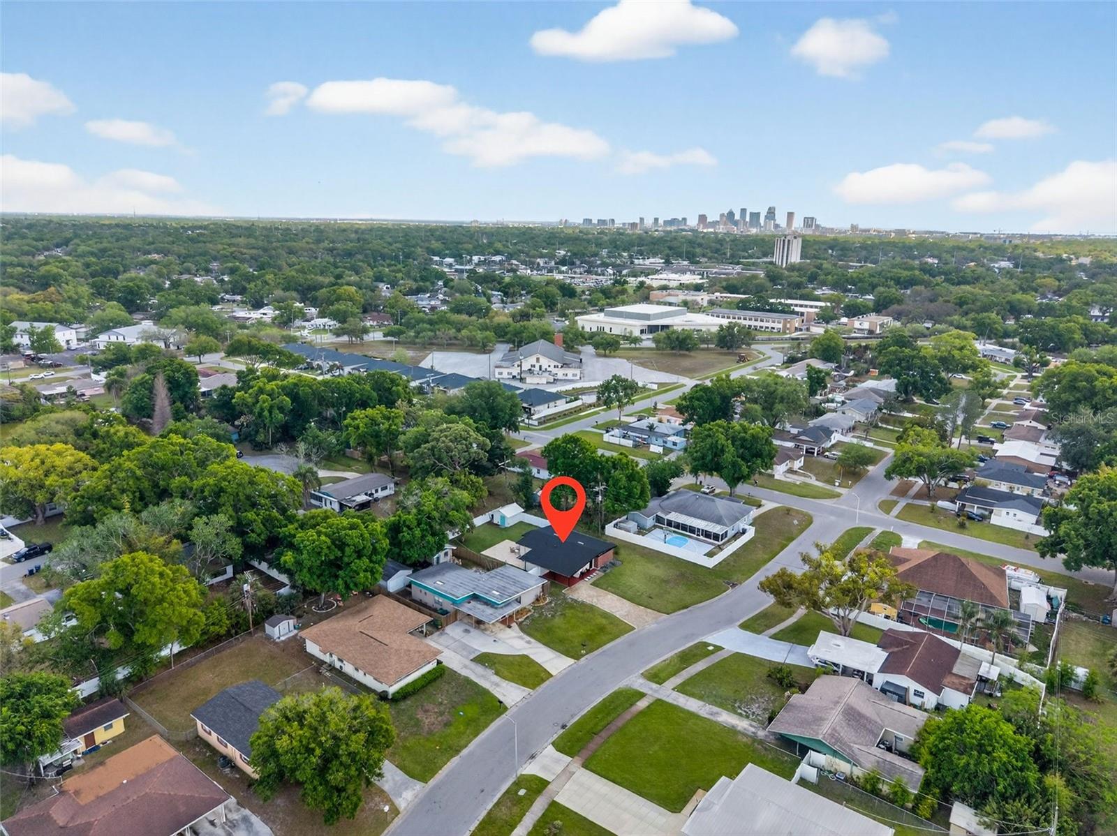 4905 N MENDENHALL DR, TAMPA, FL, 33603