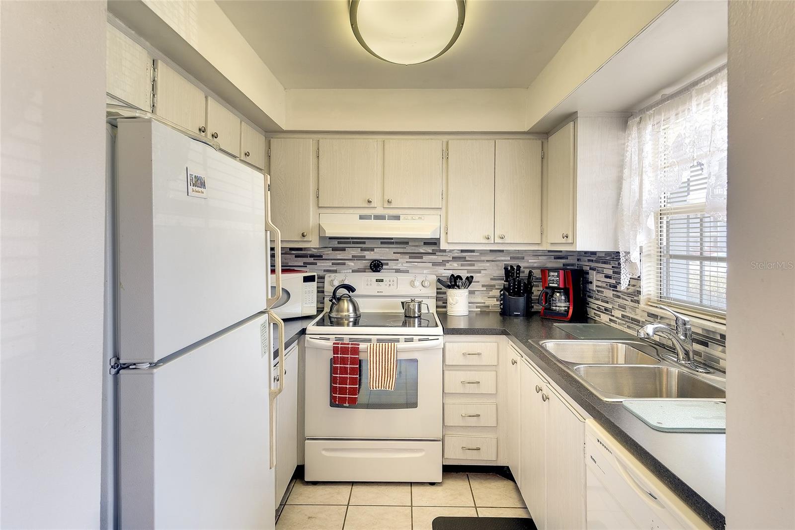 305 47TH AVENUE DR W #146, BRADENTON, FL, 34207