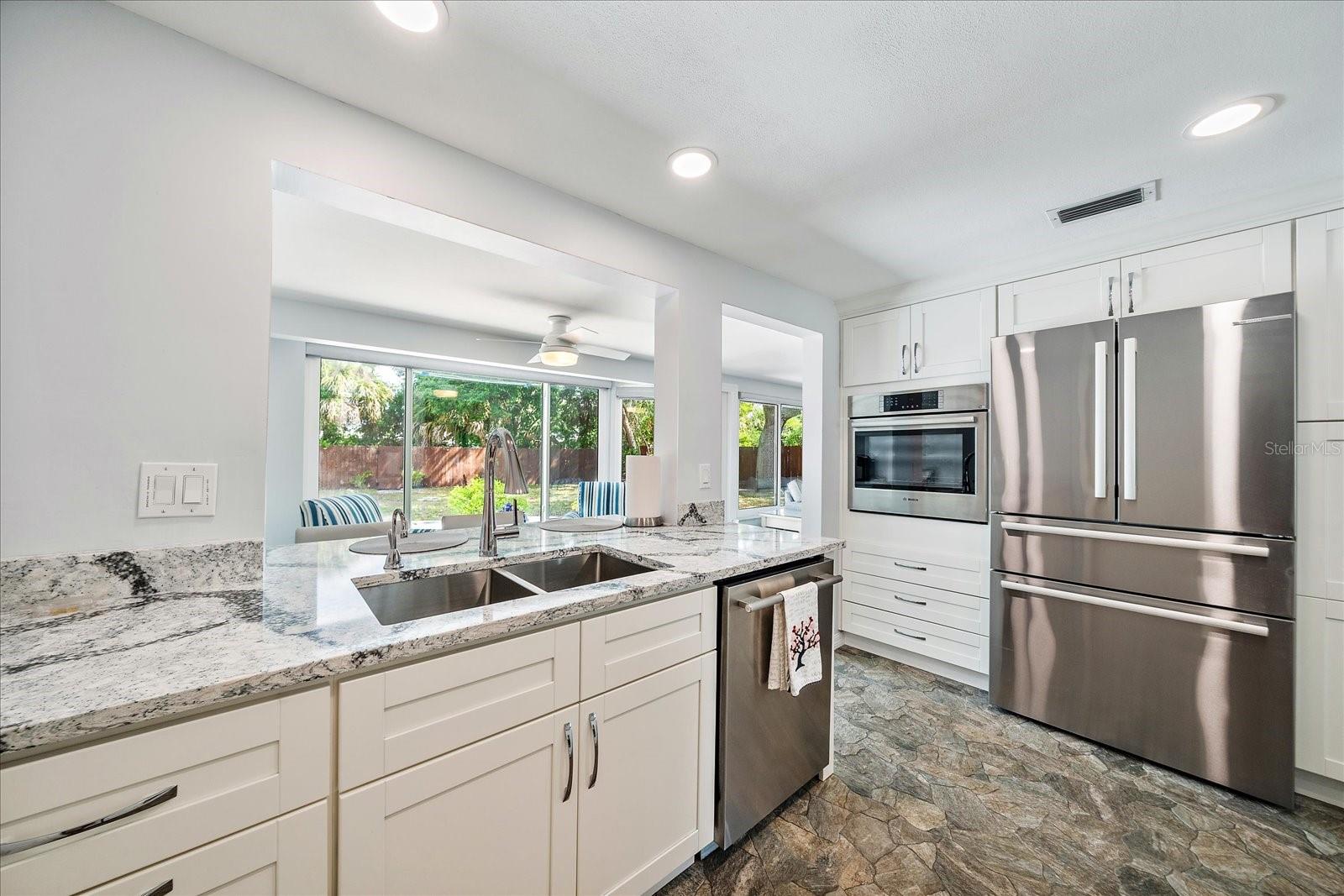 2431 BISPHAM RD, SARASOTA, FL, 34231