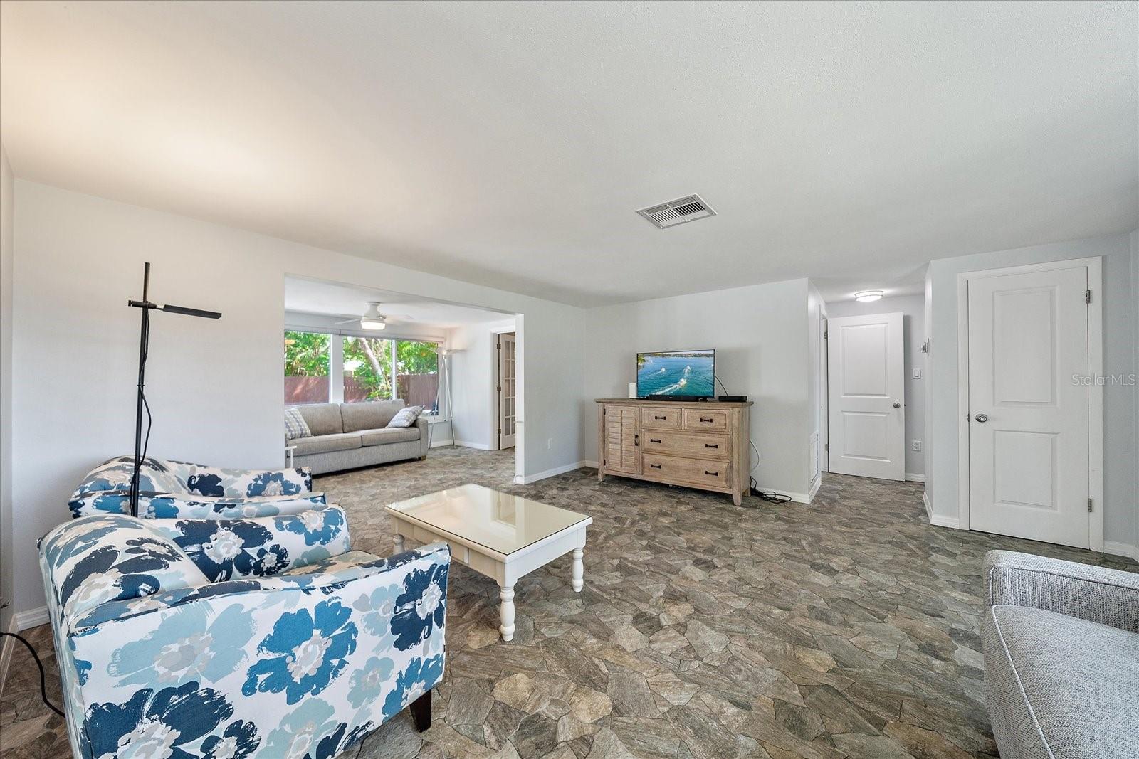 2431 BISPHAM RD, SARASOTA, FL, 34231