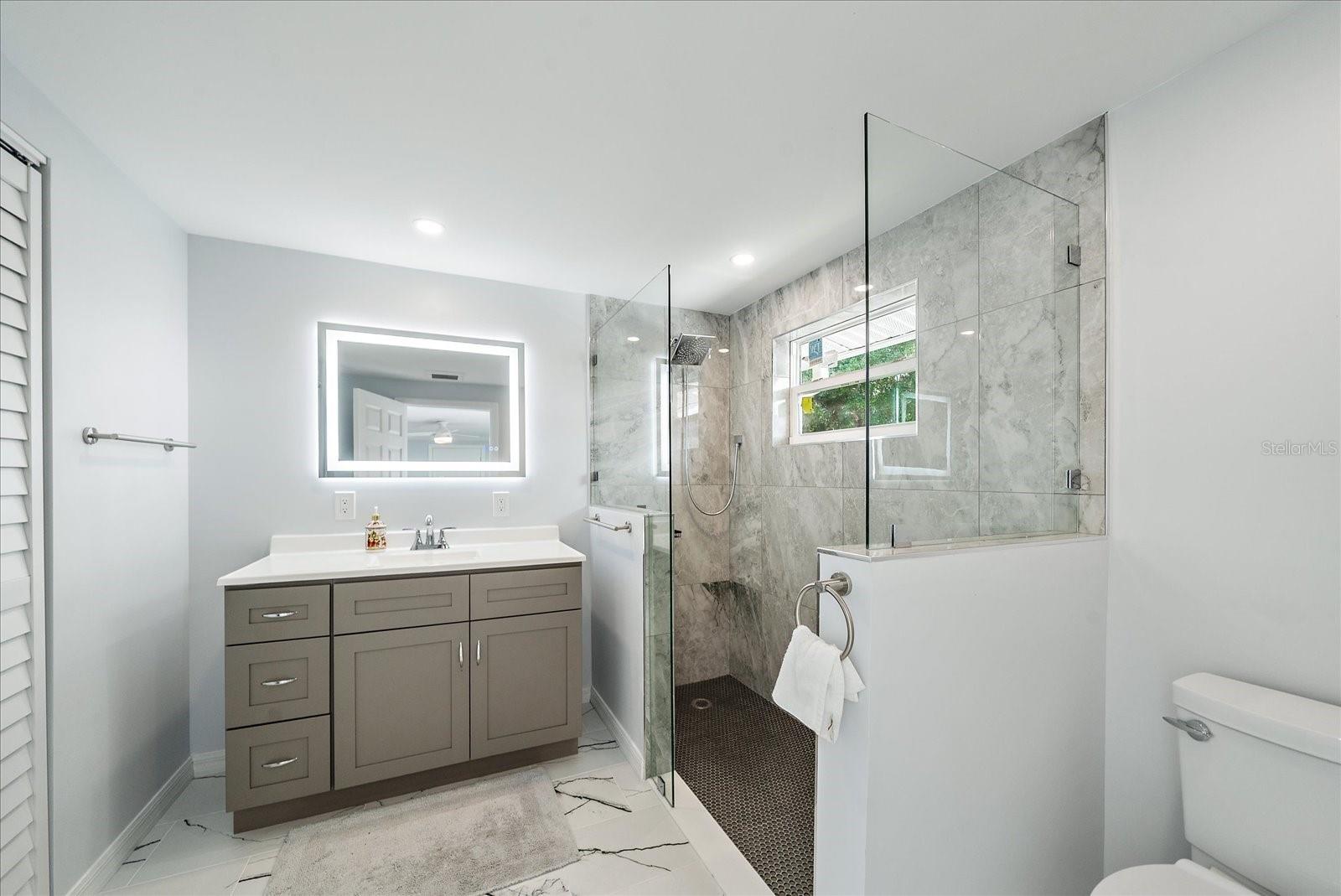 2431 BISPHAM RD, SARASOTA, FL, 34231