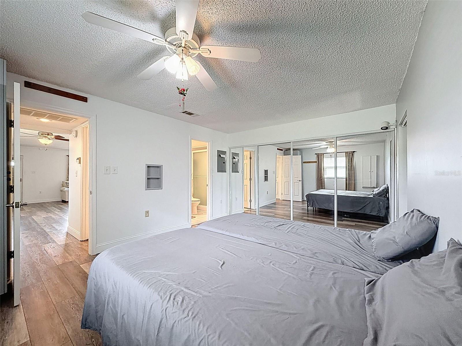 11832 BOYNTON LN #24B, NEW PORT RICHEY, FL, 34654