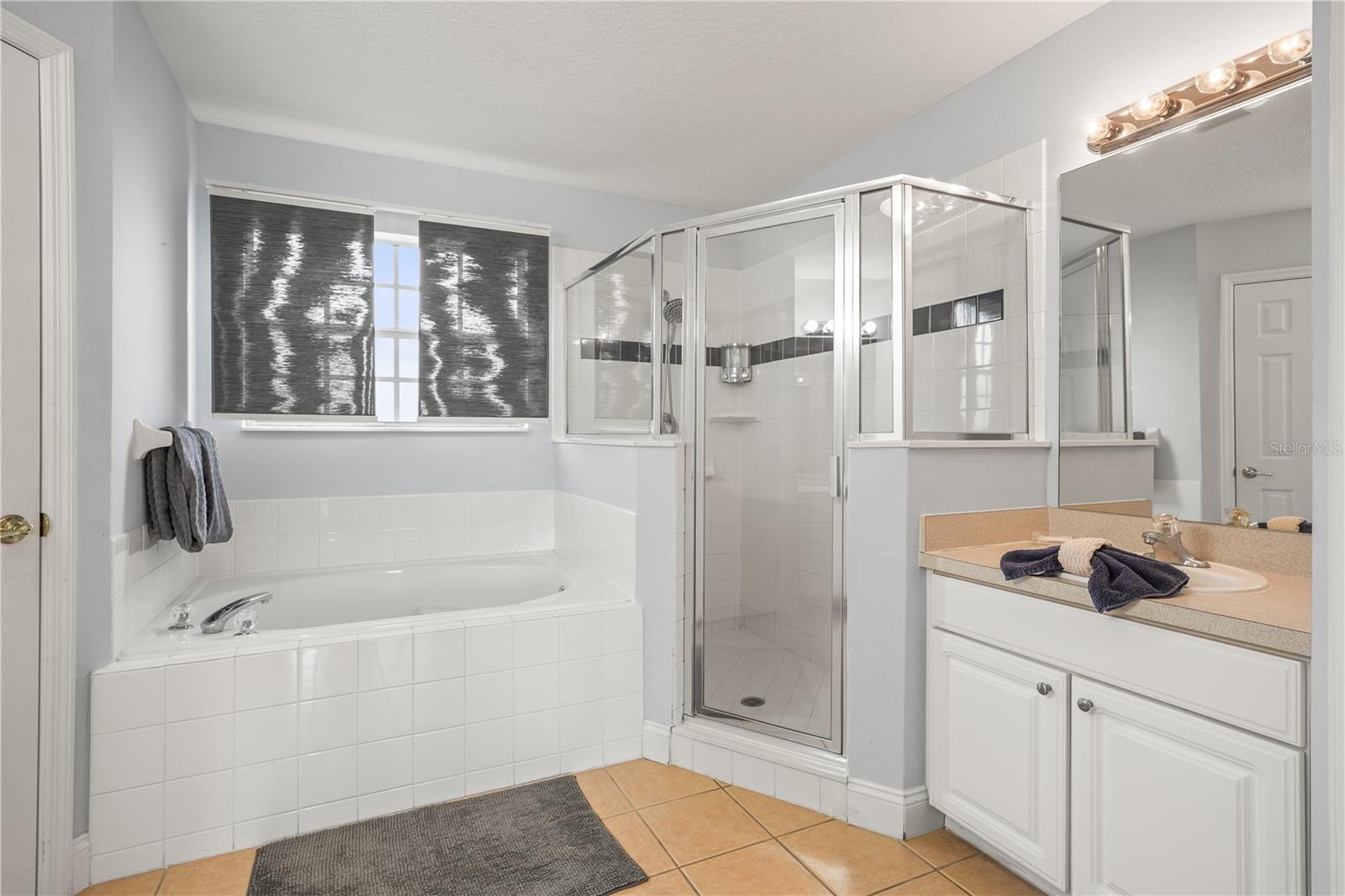 4663 CUMBRIAN LAKES DR, KISSIMMEE, FL, 34746