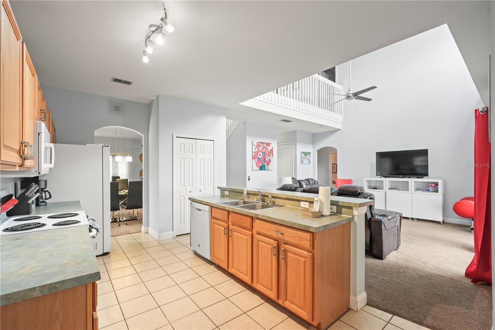 4663 CUMBRIAN LAKES DR, KISSIMMEE, FL, 34746